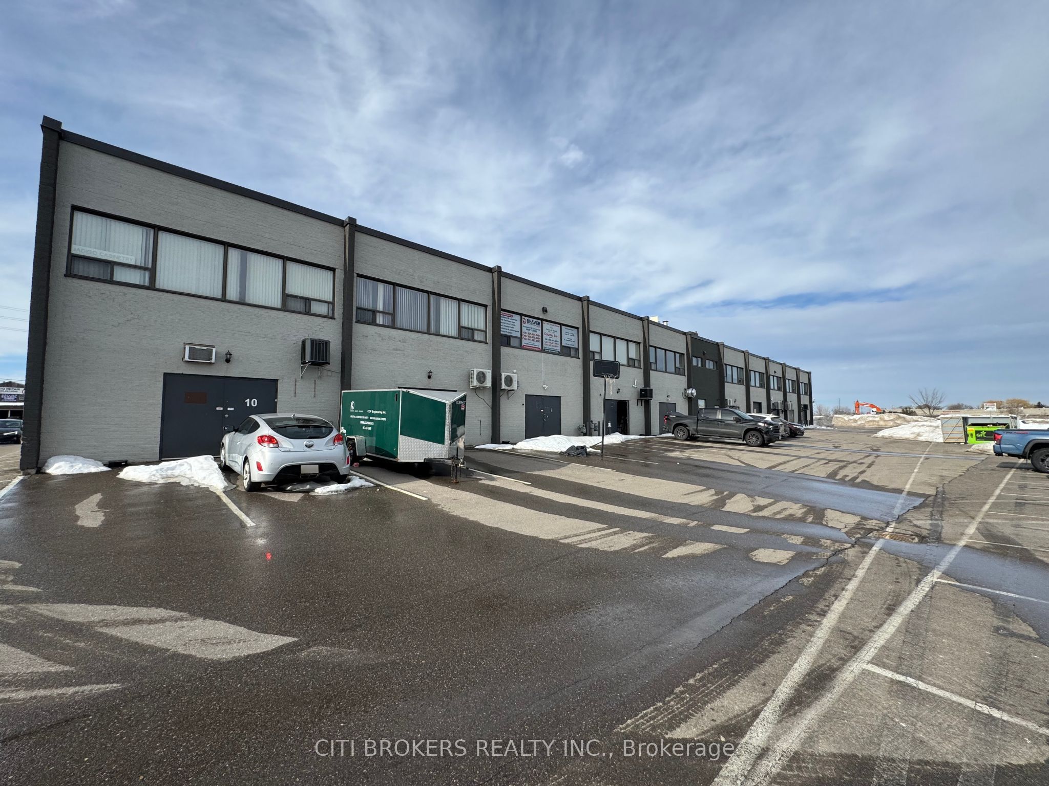 #6l1 - 50 Steeles Avenue Property Photo 11