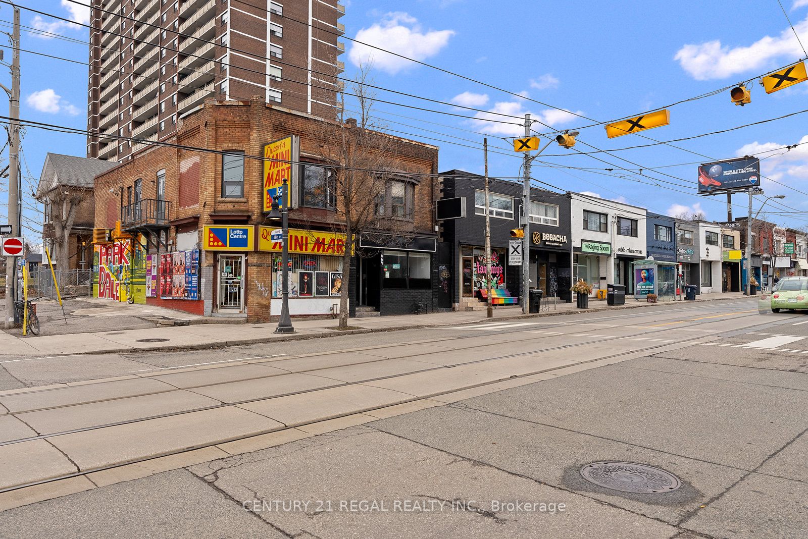 1664 Queen Street Property Photo 2
