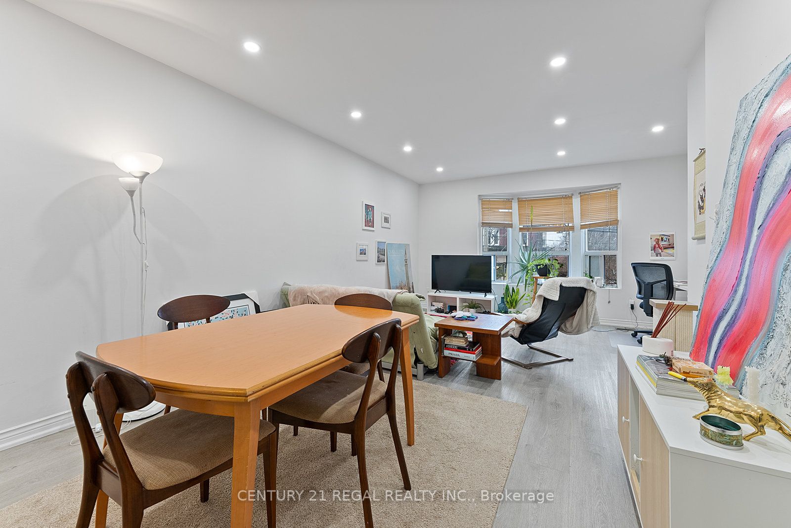 1664 Queen Street Property Photo 22