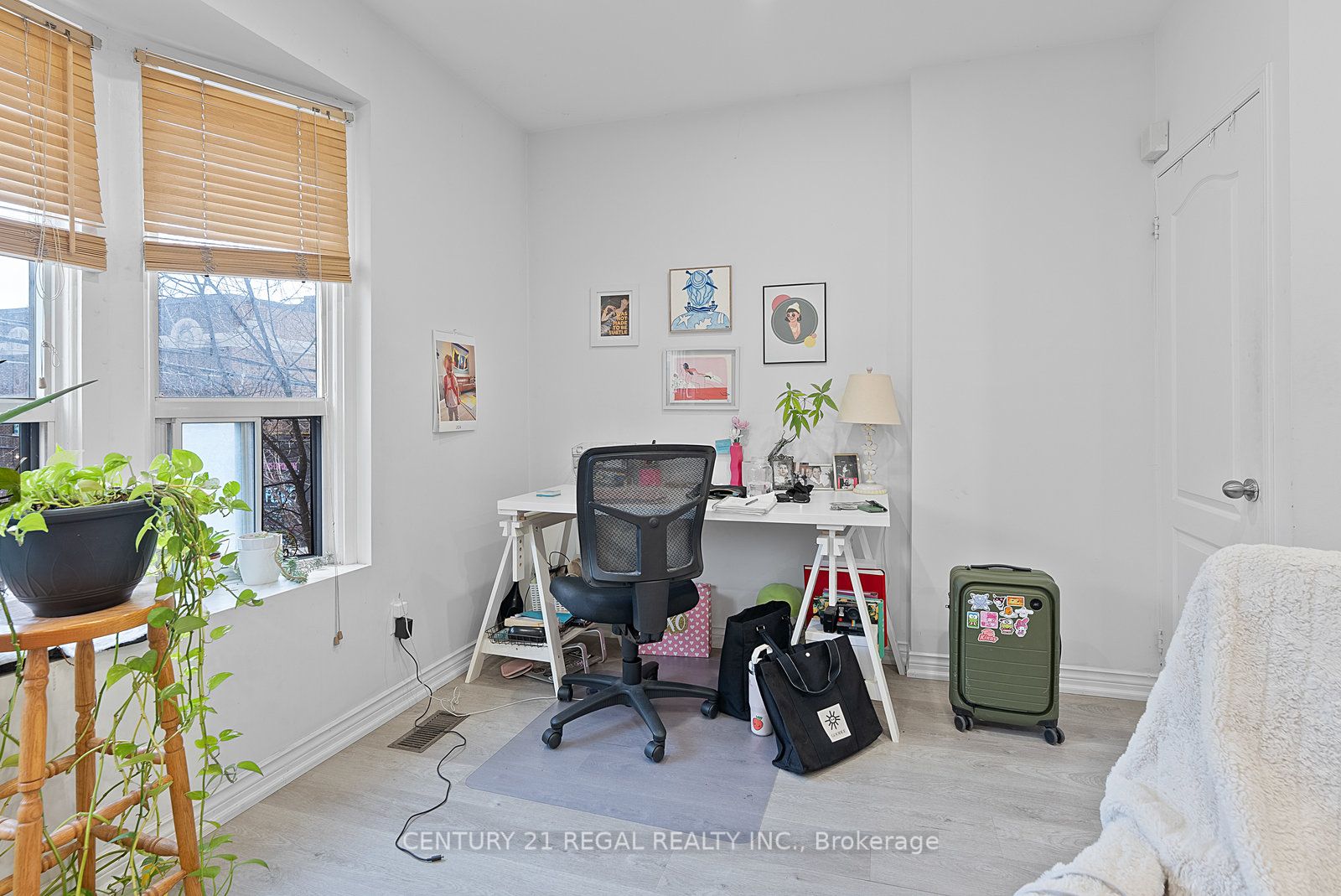 1664 Queen Street Property Photo 25