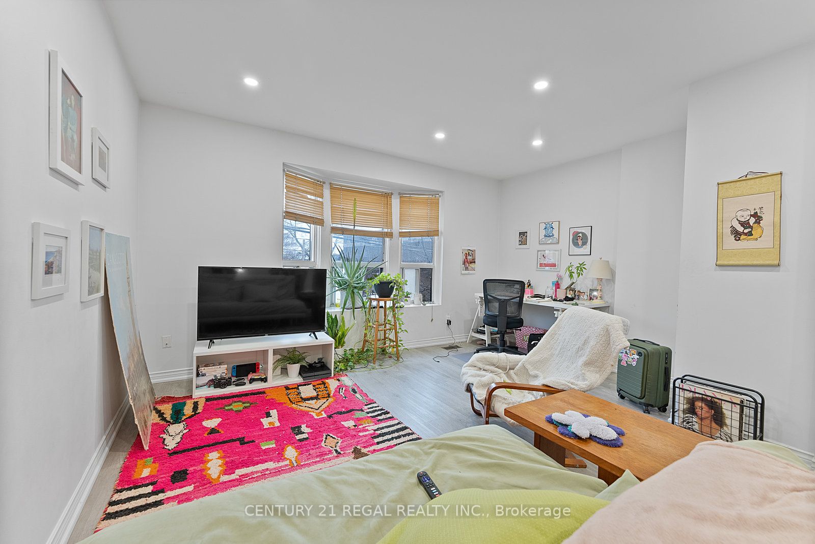 1664 Queen Street Property Photo 26