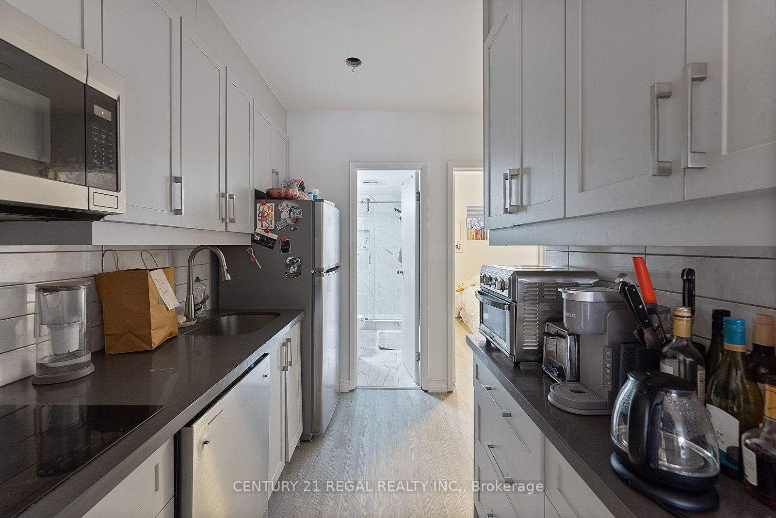 1664 Queen Street Property Photo 30