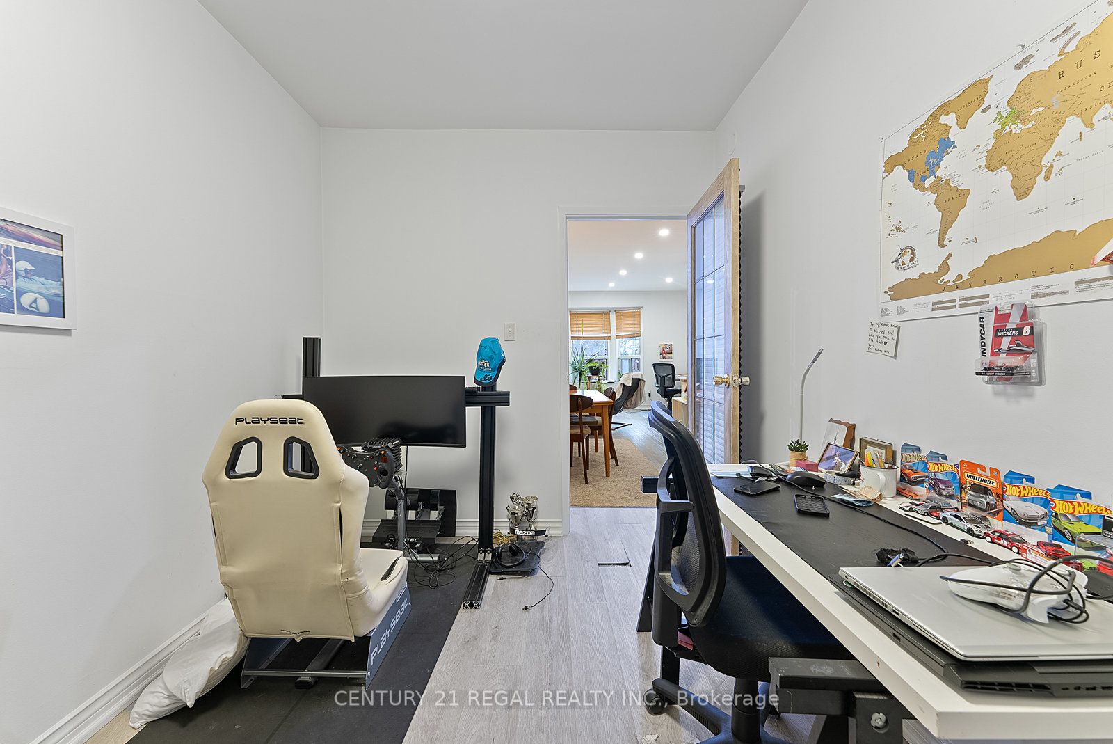 1664 Queen Street Property Photo 39