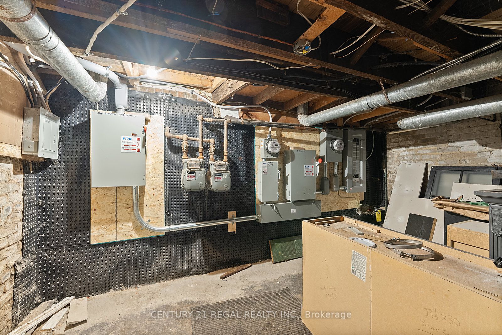 1664 Queen Street Property Photo 40