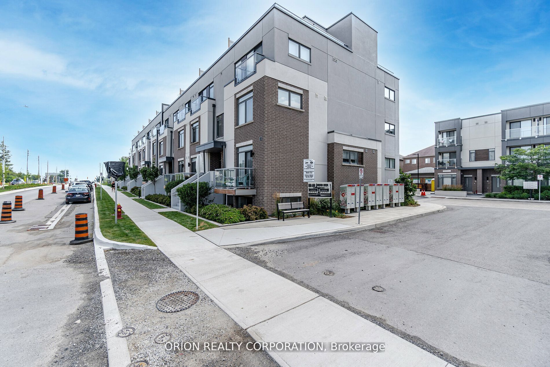 #109 - 3058 Sixth Line Property Photo