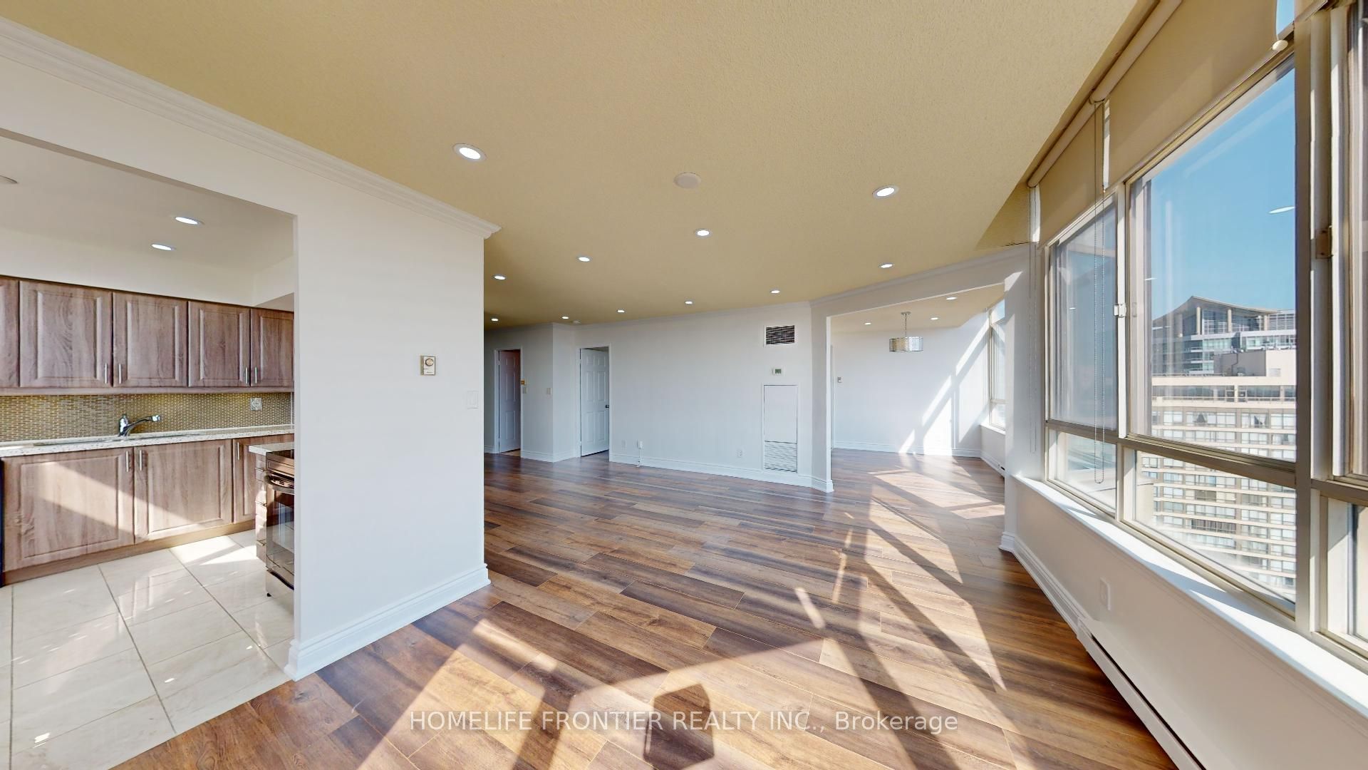 #ph1 - 3605 Kariya Drive Property Photo
