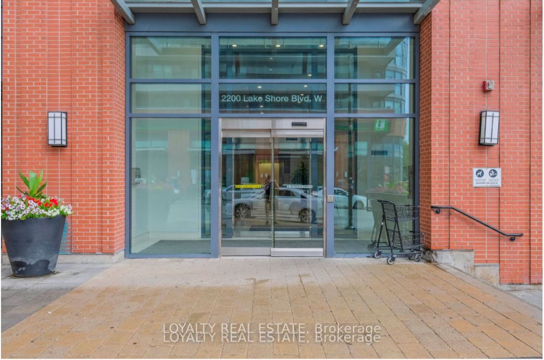#3006 - 2200 Lakeshore Boulevard Property Photo