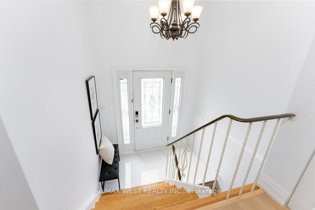 61 Orchardcroft Crescent Property Photo