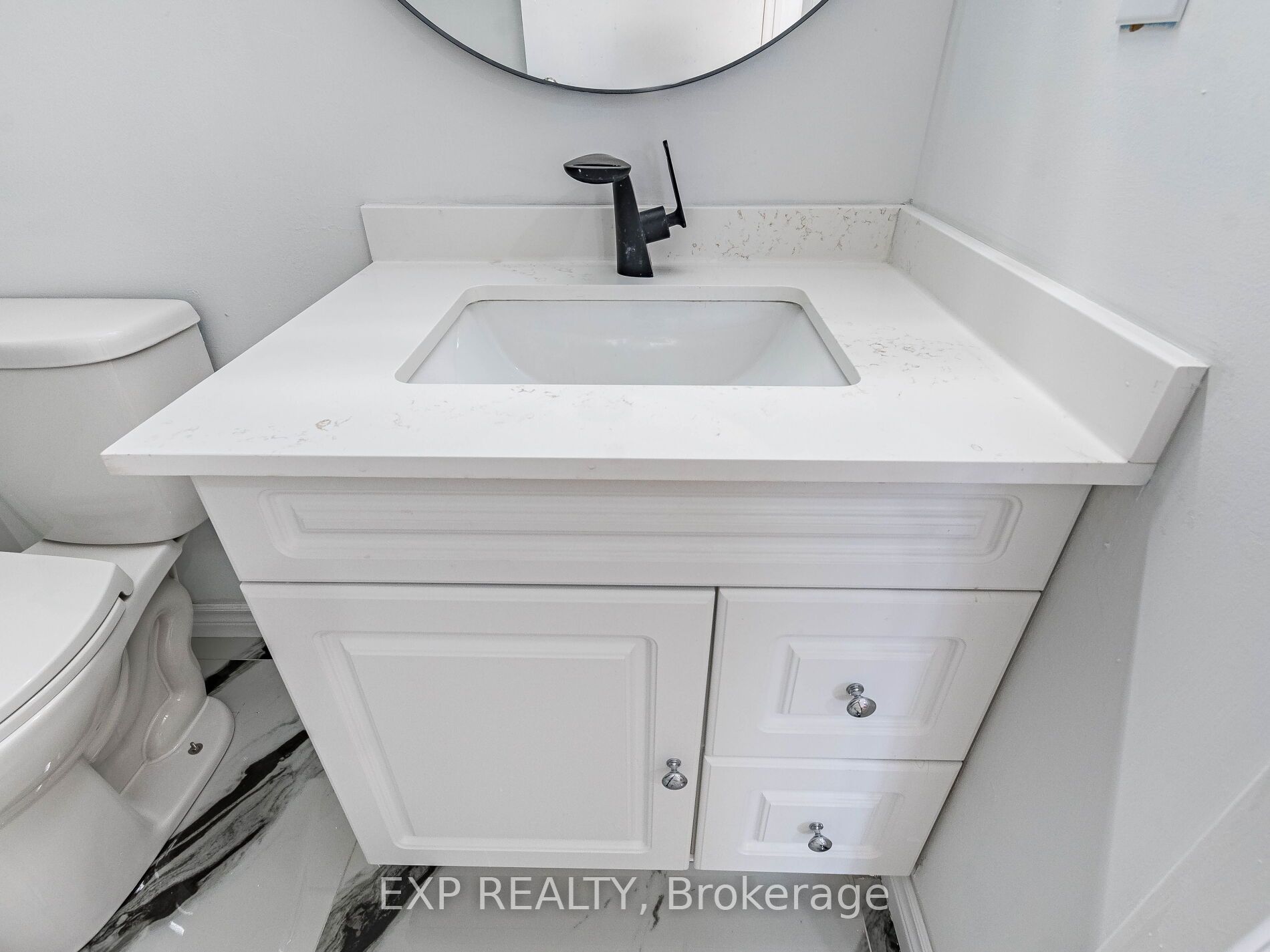 45 Hansen Road N 122 Property Photo 33
