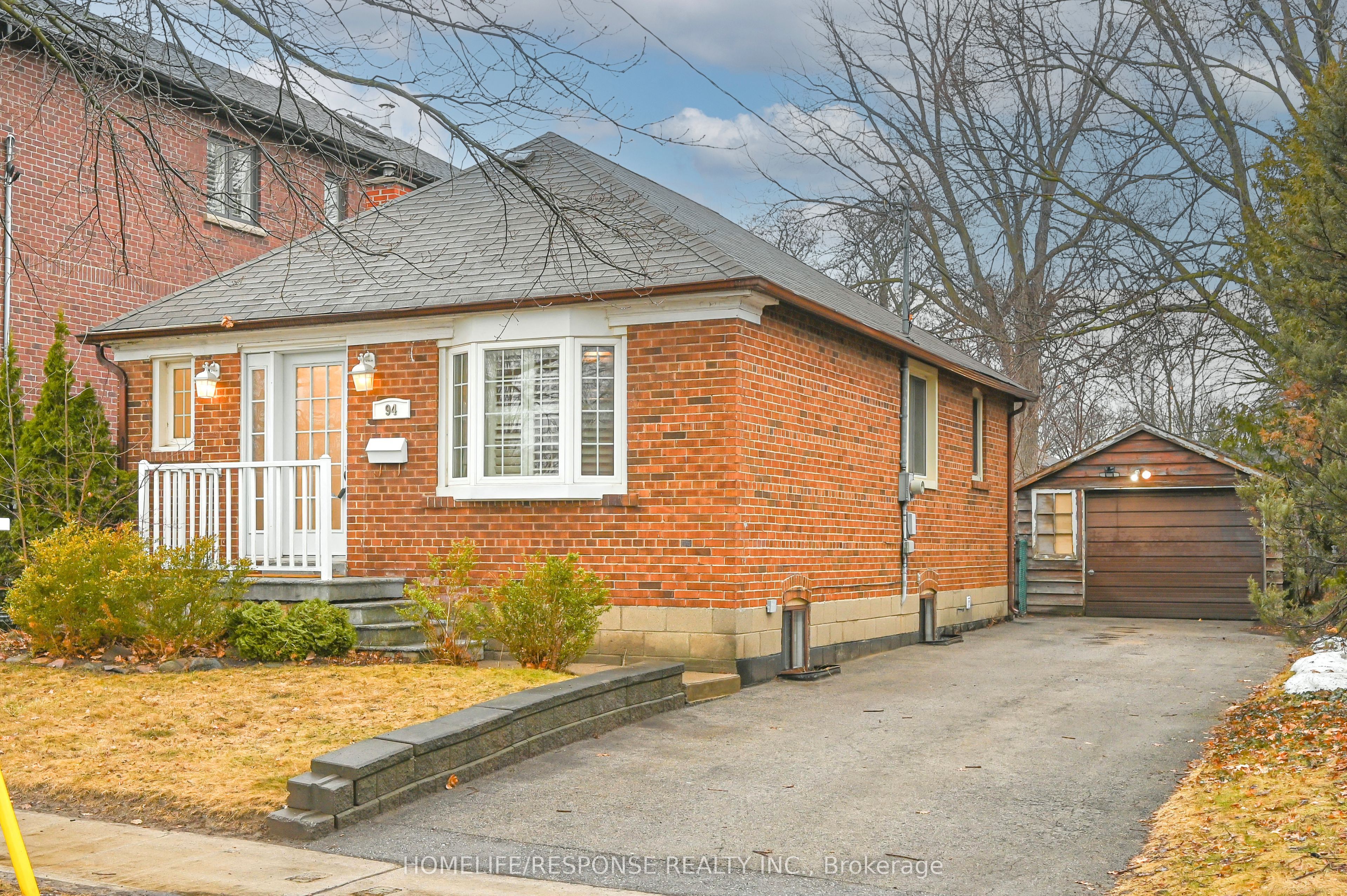 94 Yorkview Drive Property Photo
