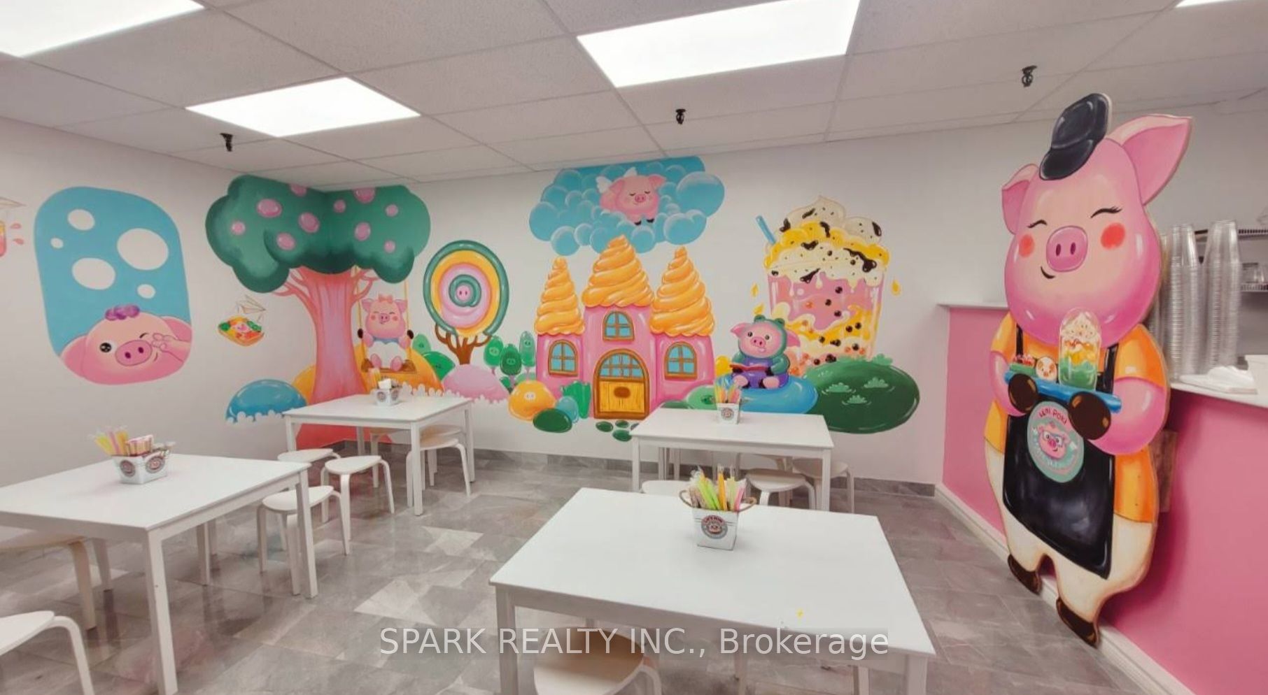 #g15 - 2340 Dundas Street Property Photo 4