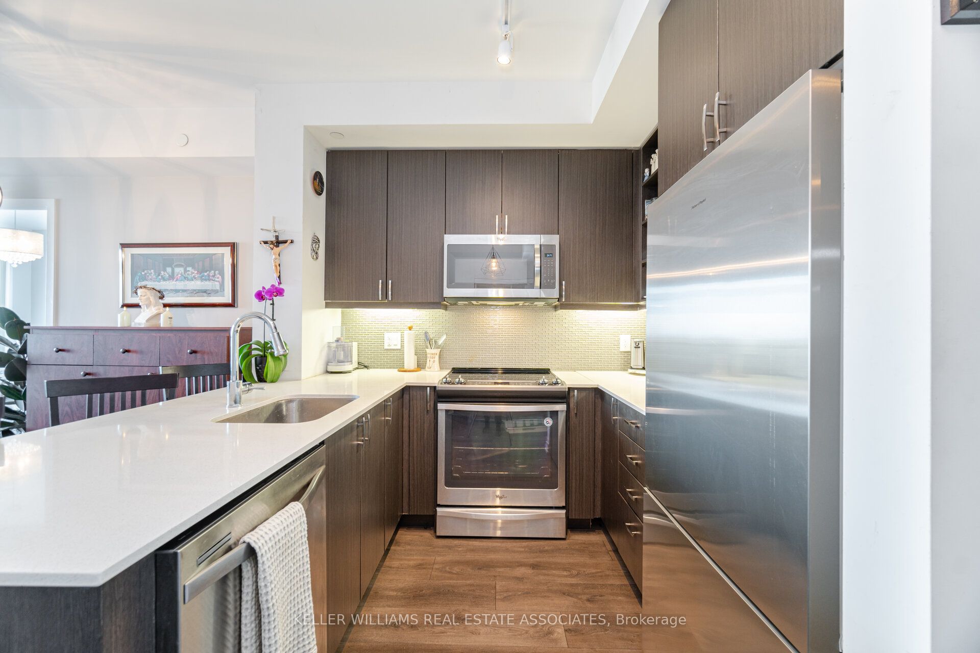 #407 - 4633 Glen Erin Drive Property Photo 11