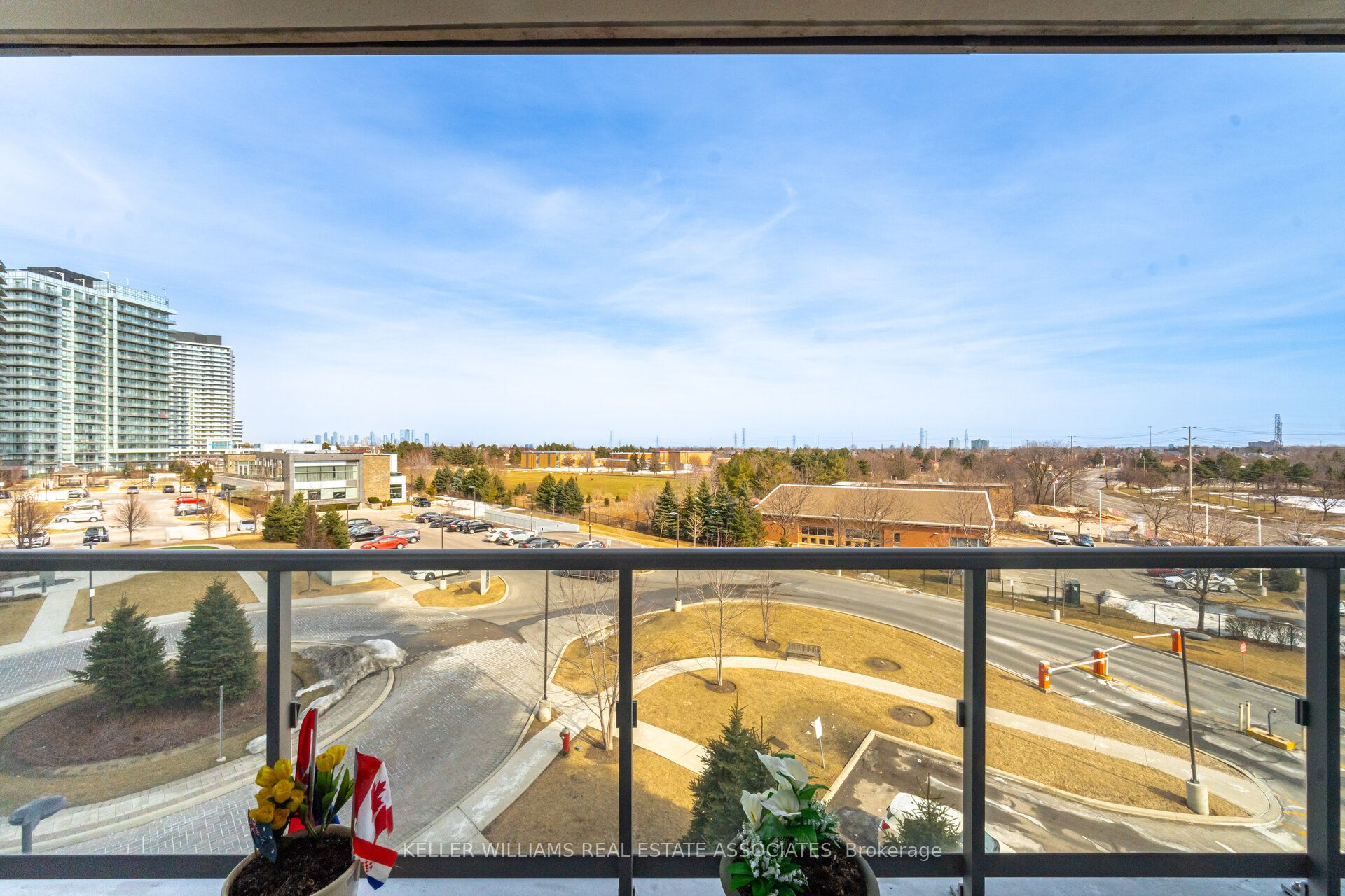 #407 - 4633 Glen Erin Drive Property Photo 28