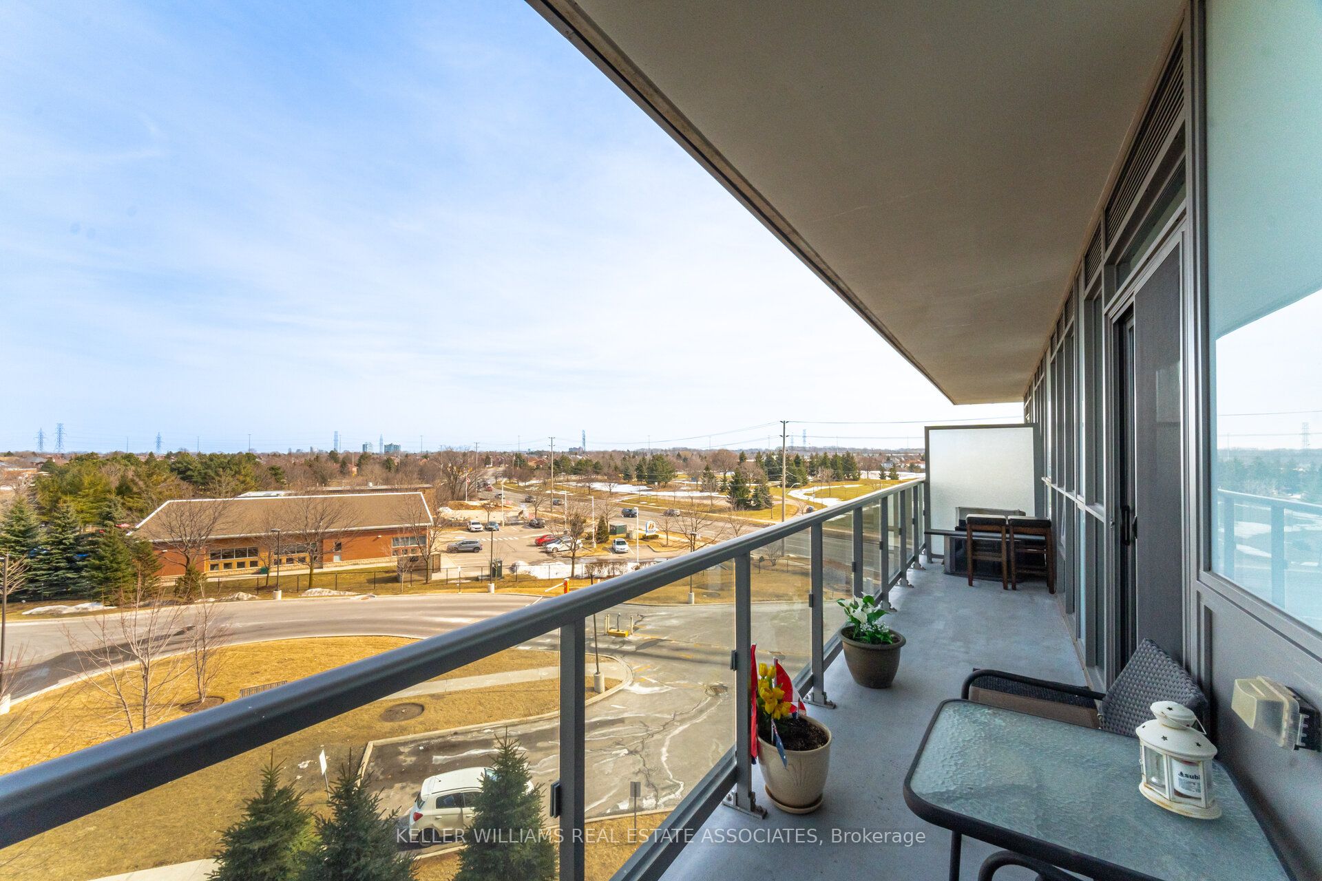 #407 - 4633 Glen Erin Drive Property Photo 29