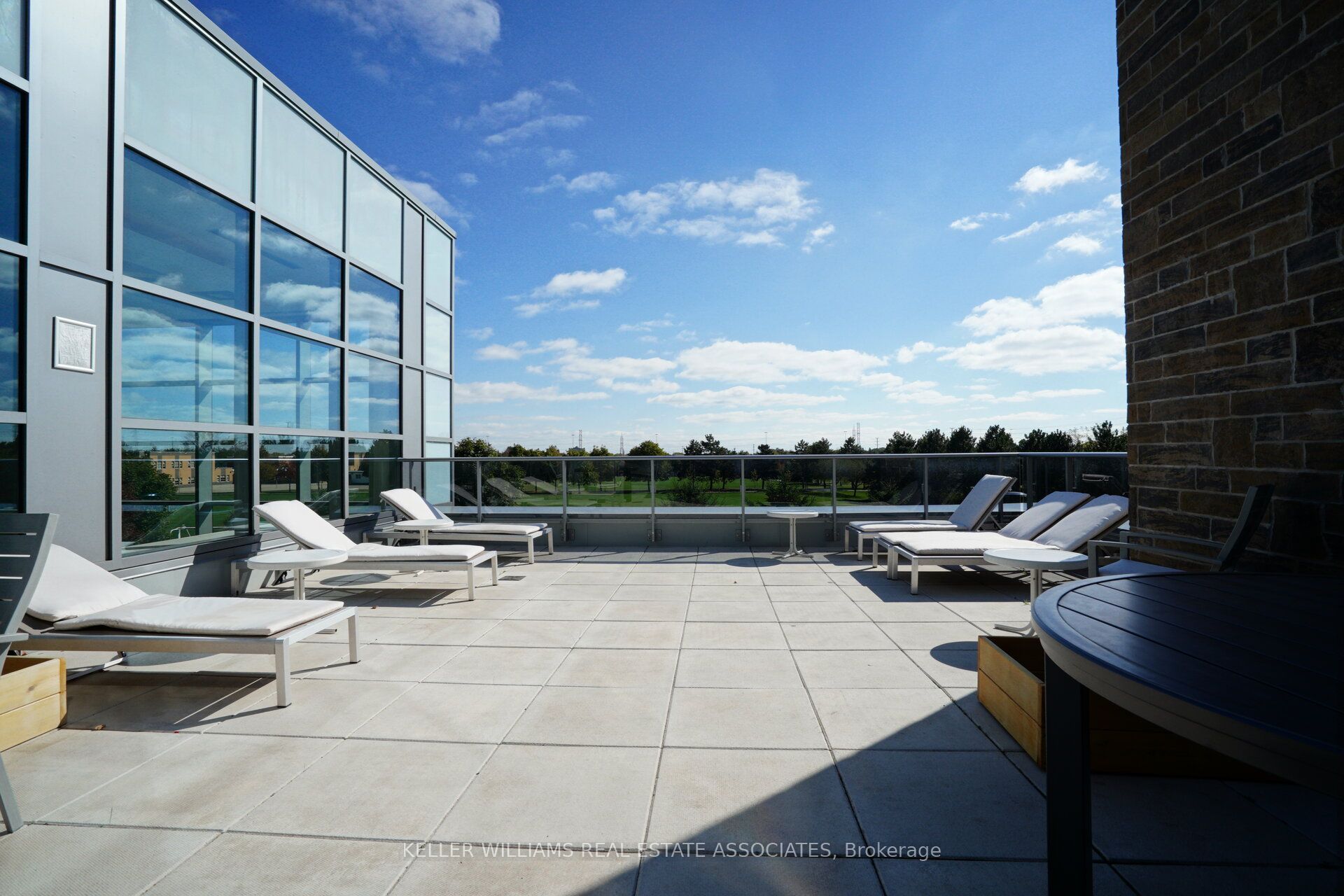 #407 - 4633 Glen Erin Drive Property Photo 45