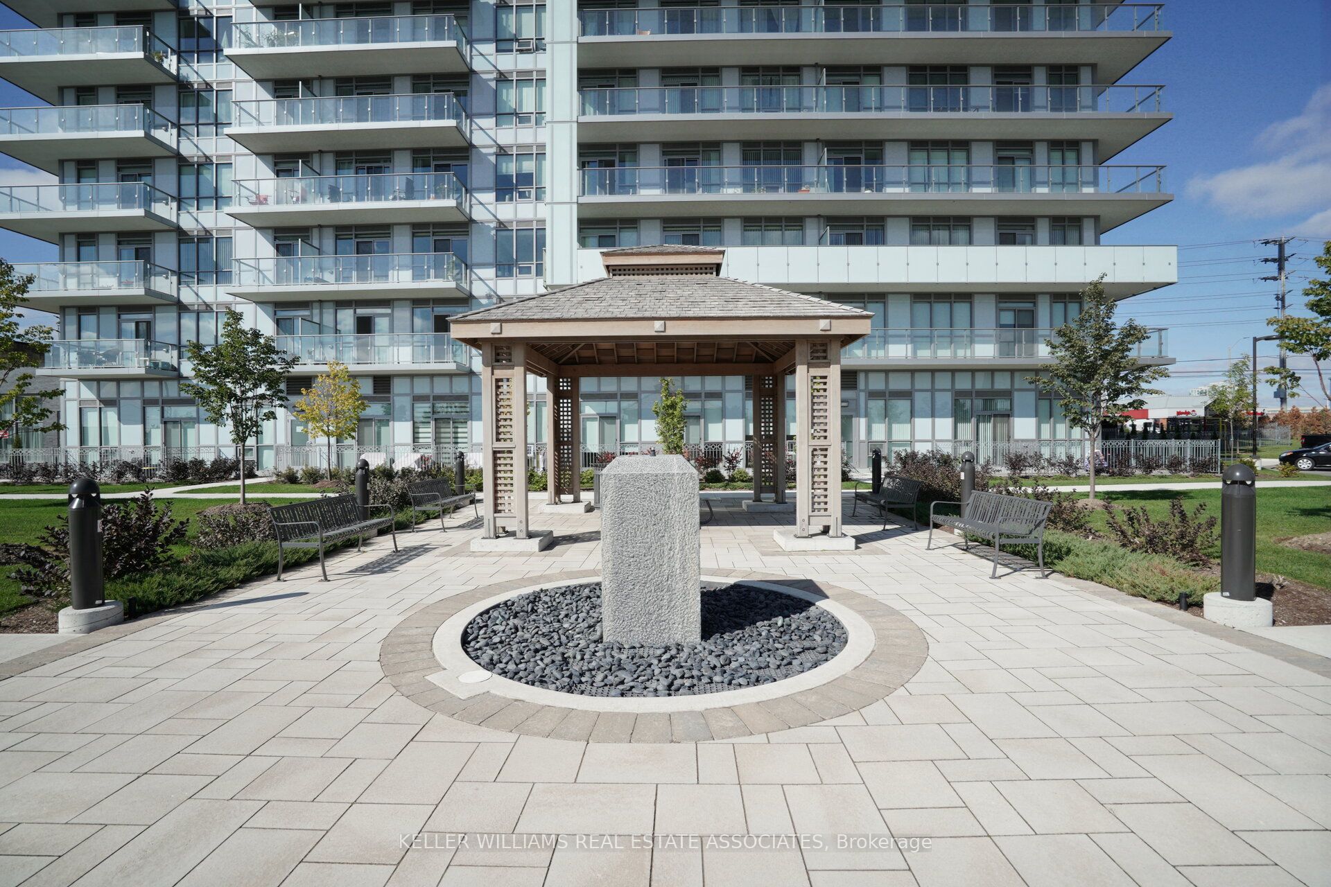 #407 - 4633 Glen Erin Drive Property Photo 46