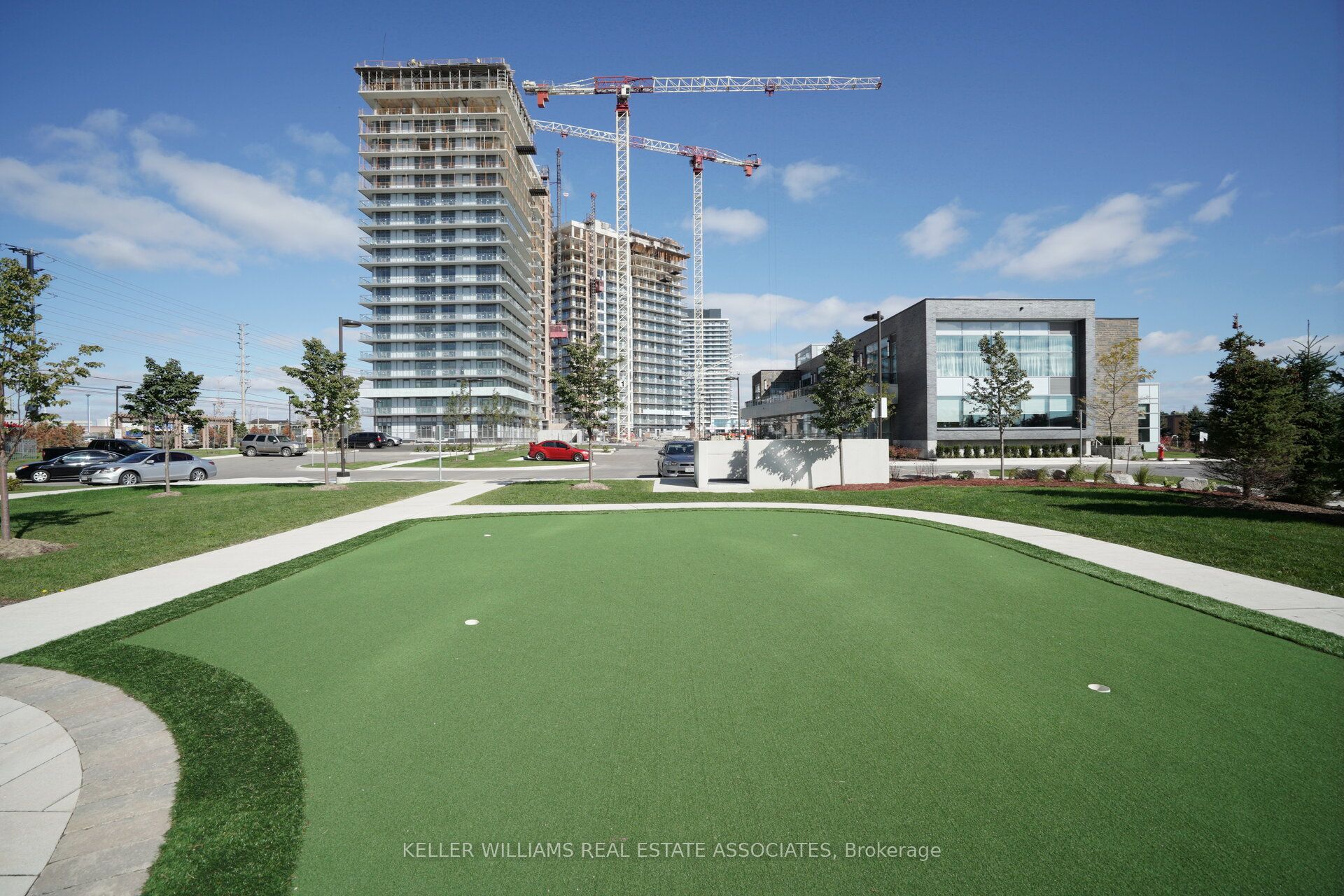 #407 - 4633 Glen Erin Drive Property Photo 47