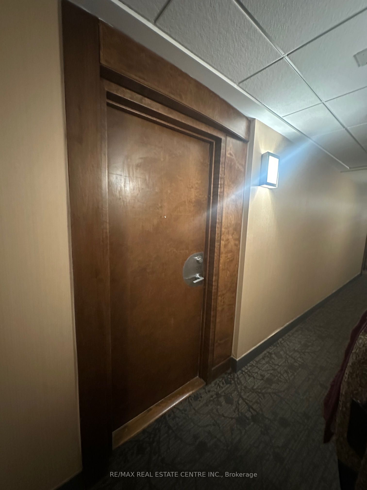 #209 - 3880 Duke Of York Boulevard Property Photo 1