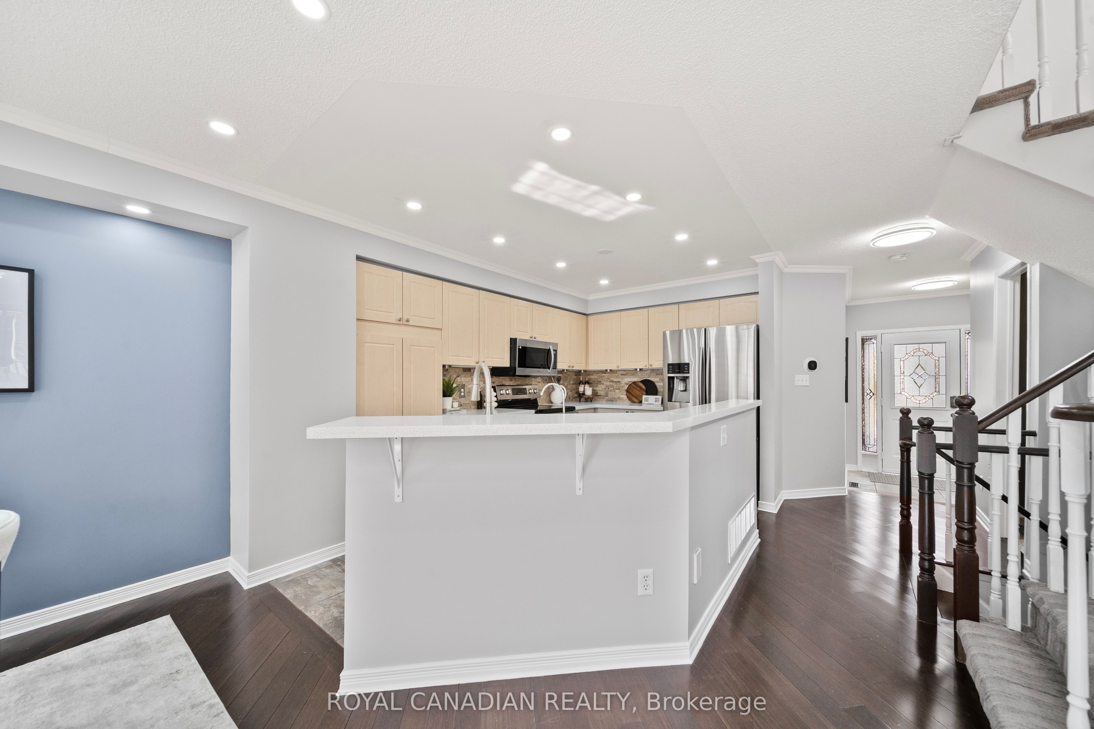 5868 Raftsman Cove Property Photo 10