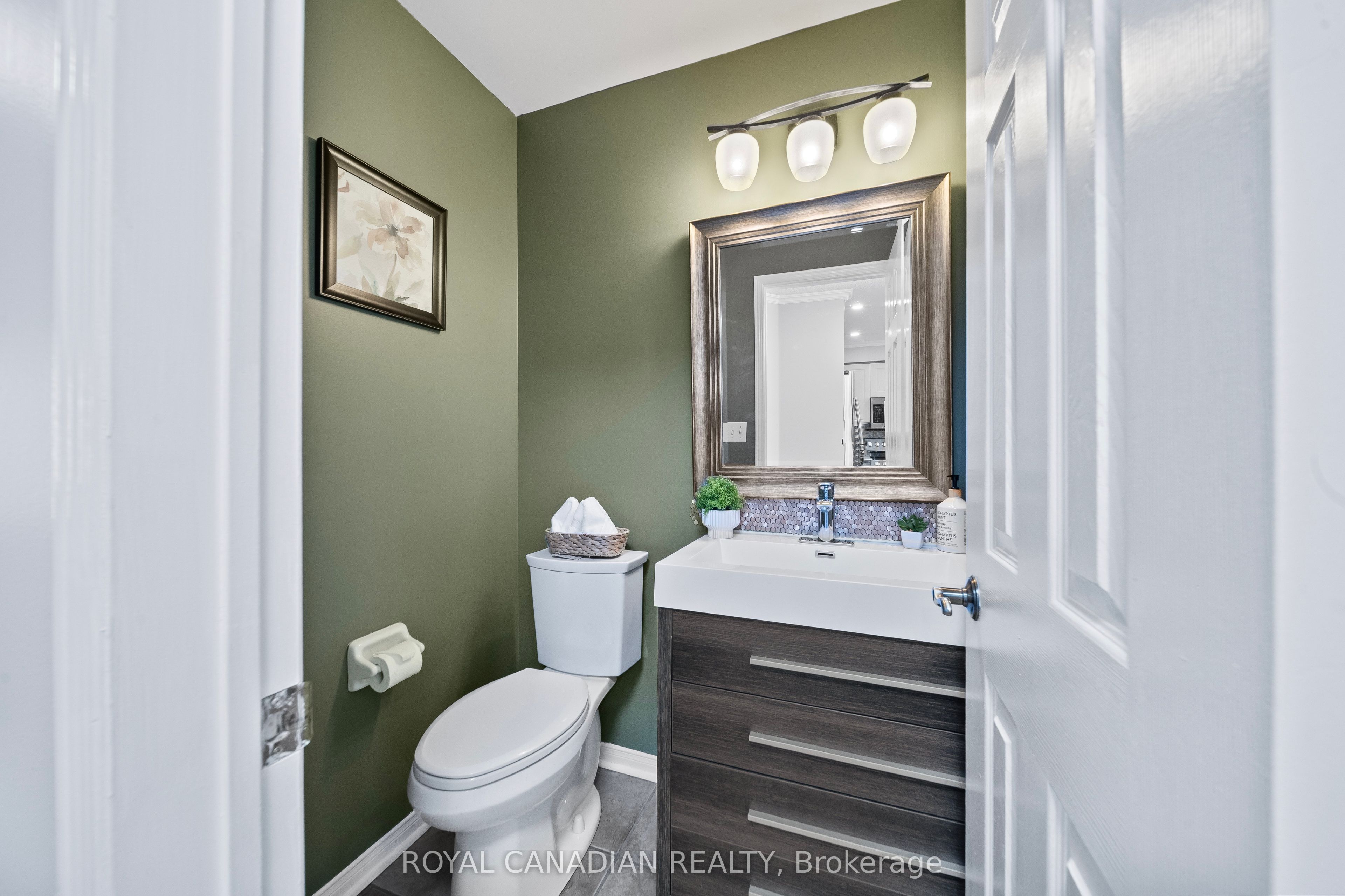 5868 Raftsman Cove Property Photo 20