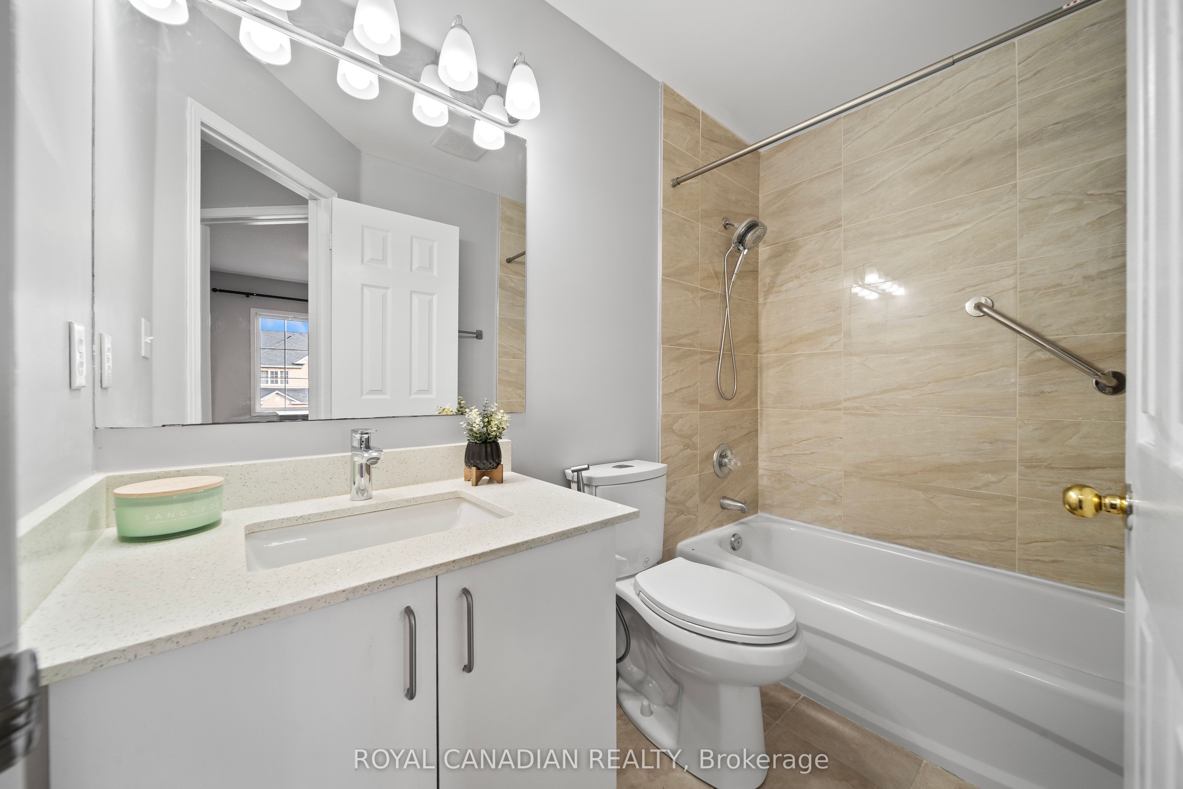 5868 Raftsman Cove Property Photo 33