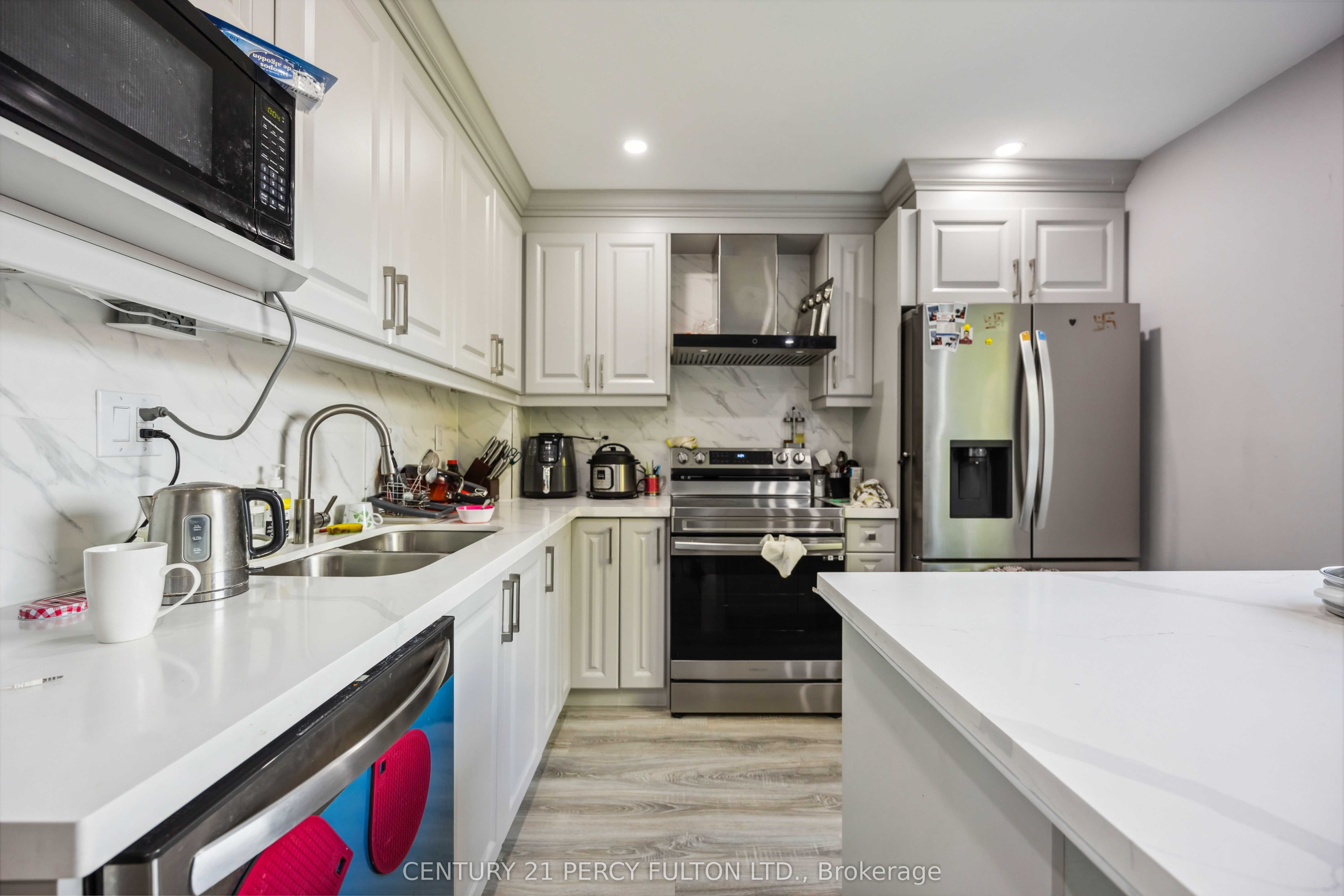 47 Woolenscote Circle Property Photo 1