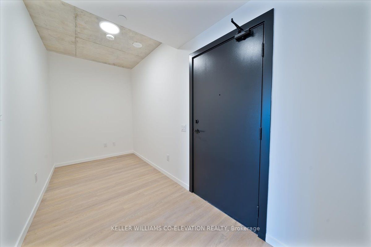 #312 - 689 The Queens Way Property Photo