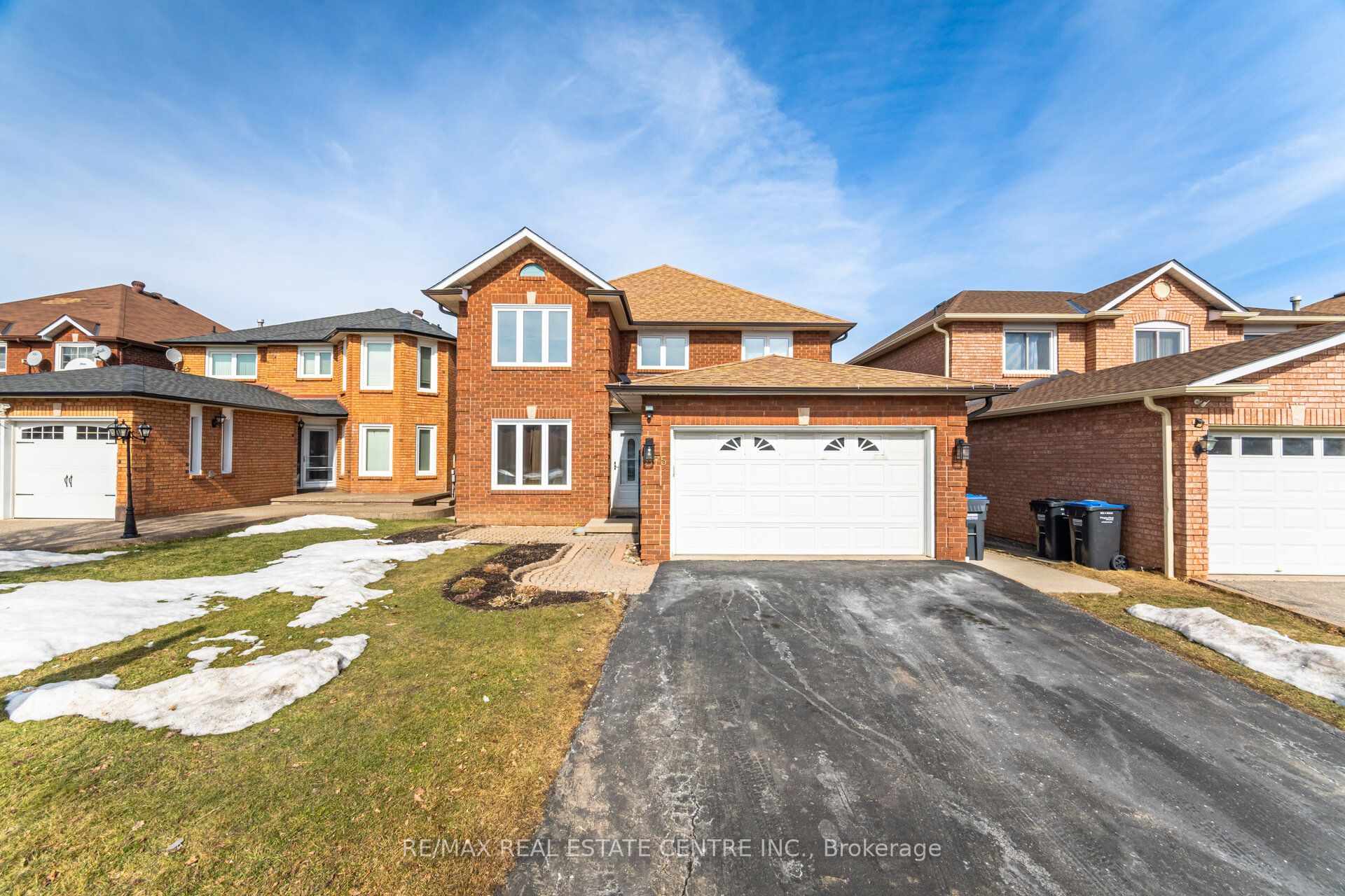 5175 Guildwood Way Property Photo