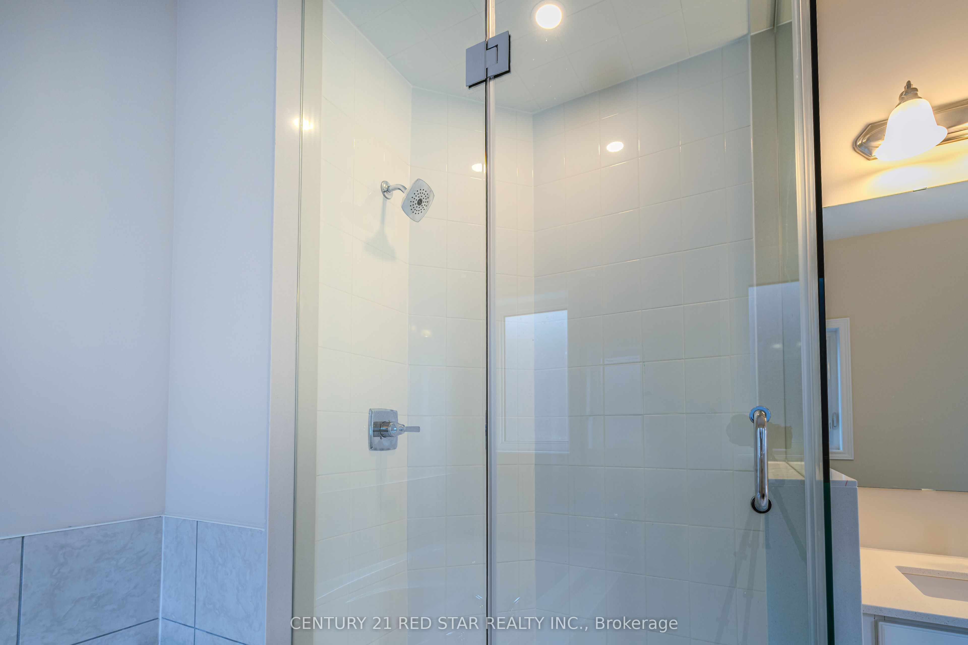 34 Icon Street Property Photo 20
