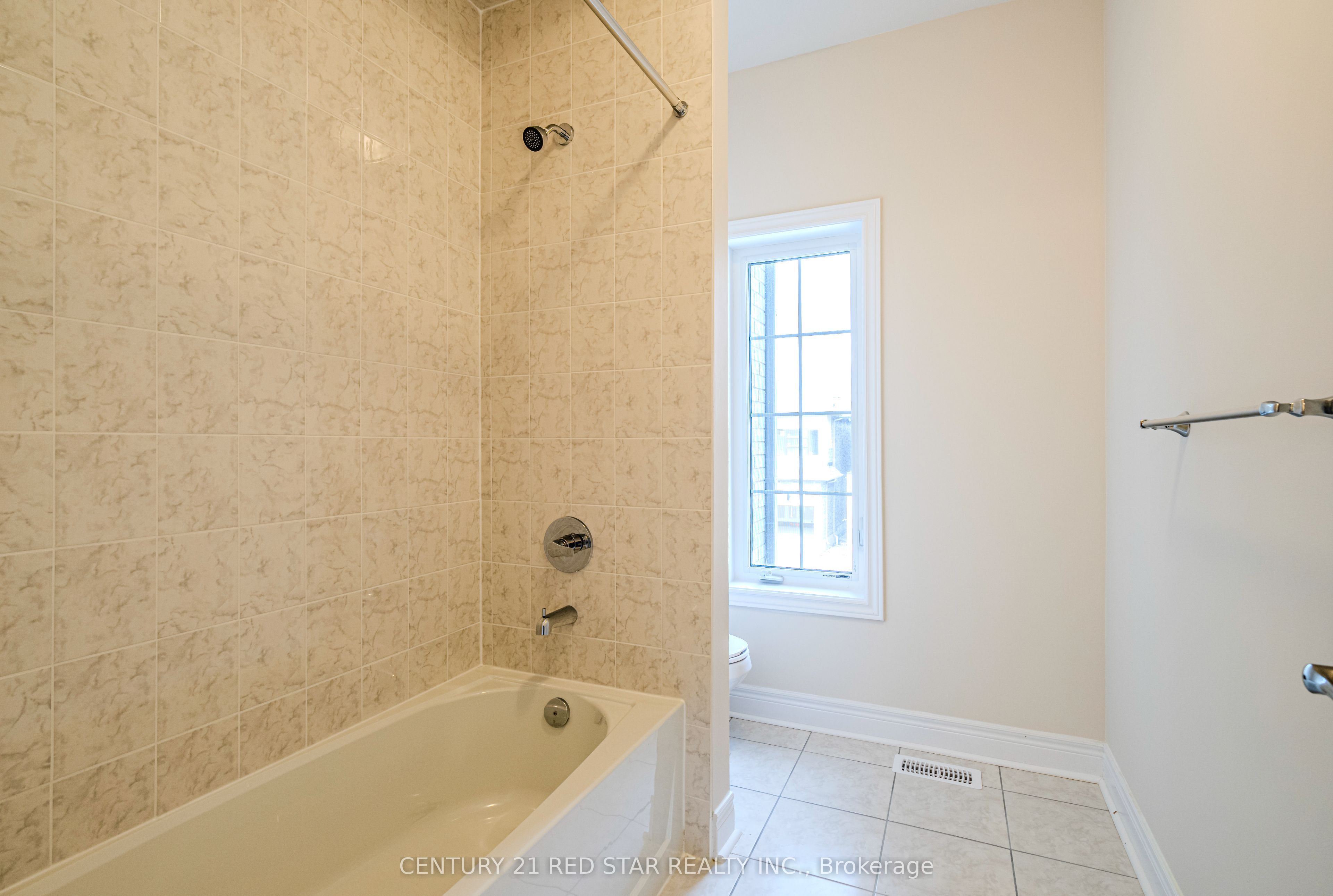 34 Icon Street Property Photo 28