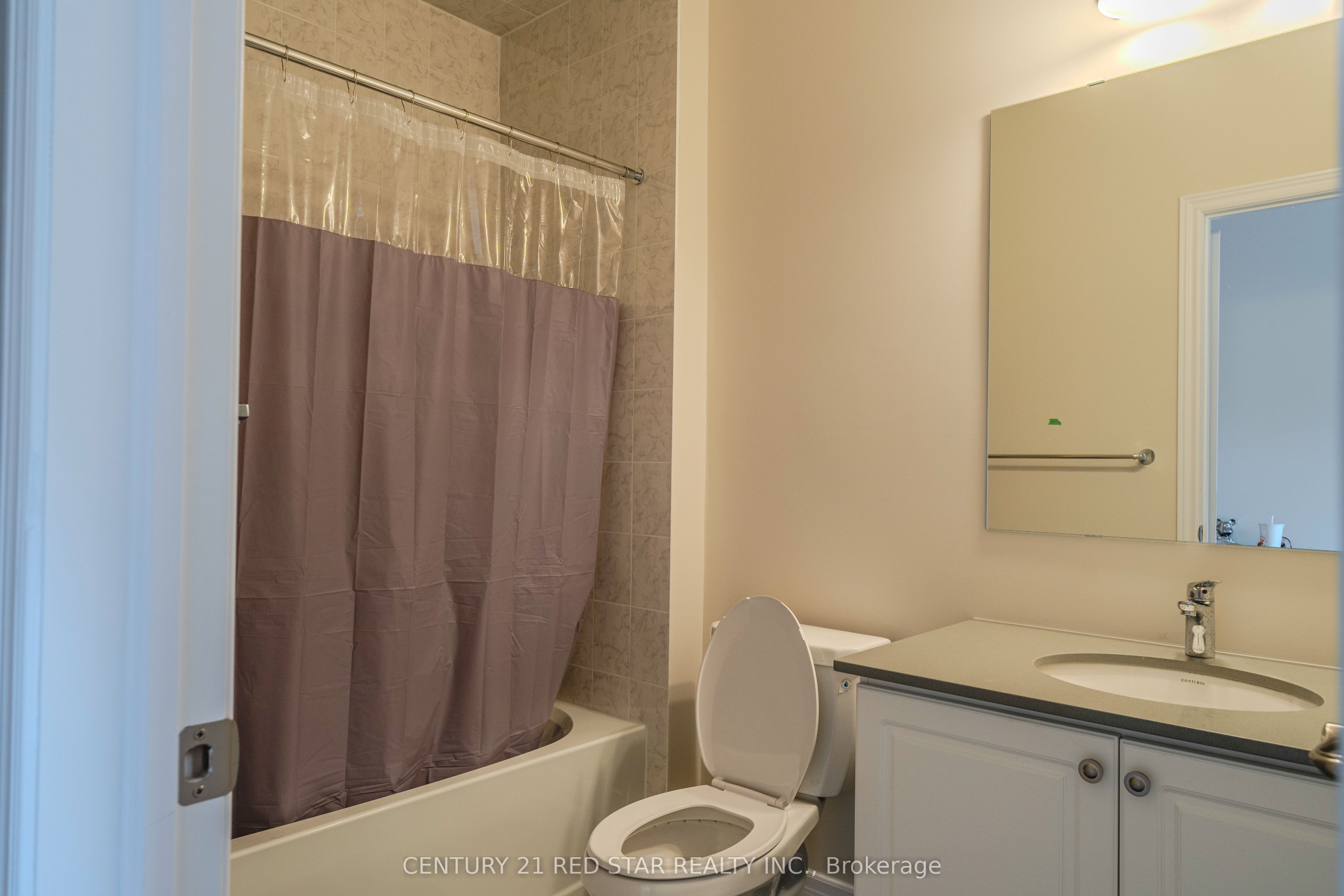 34 Icon Street Property Photo 35