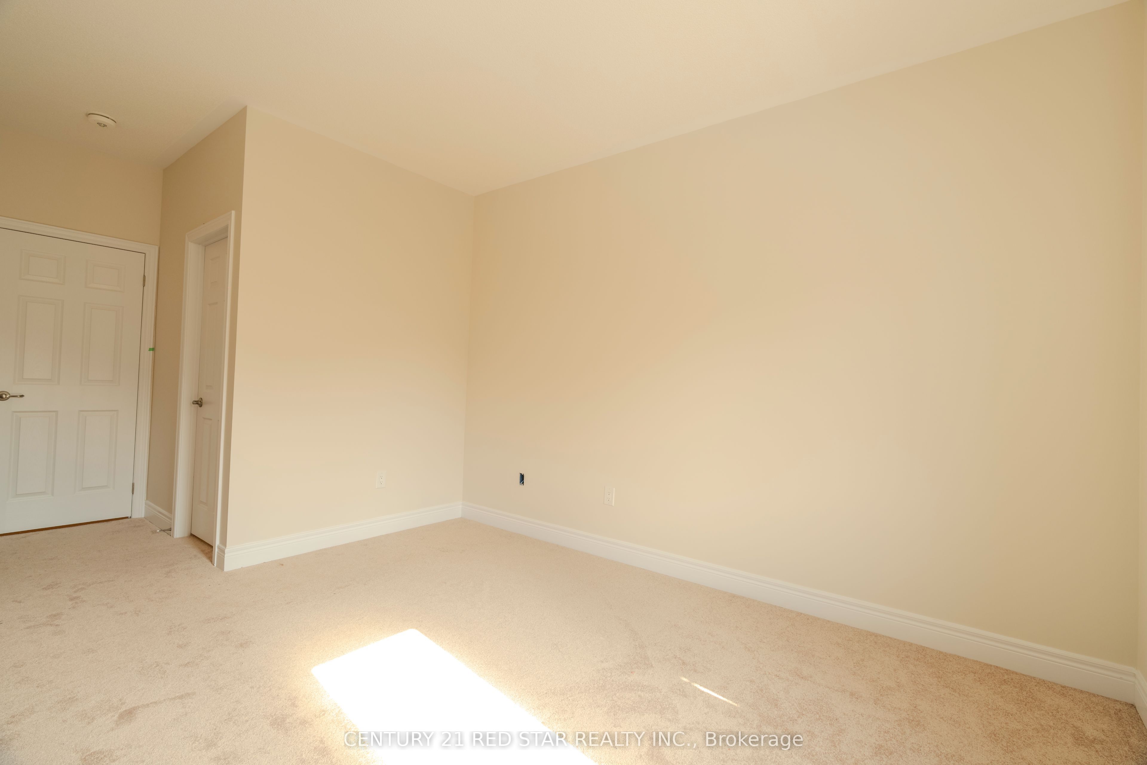 34 Icon Street Property Photo 38
