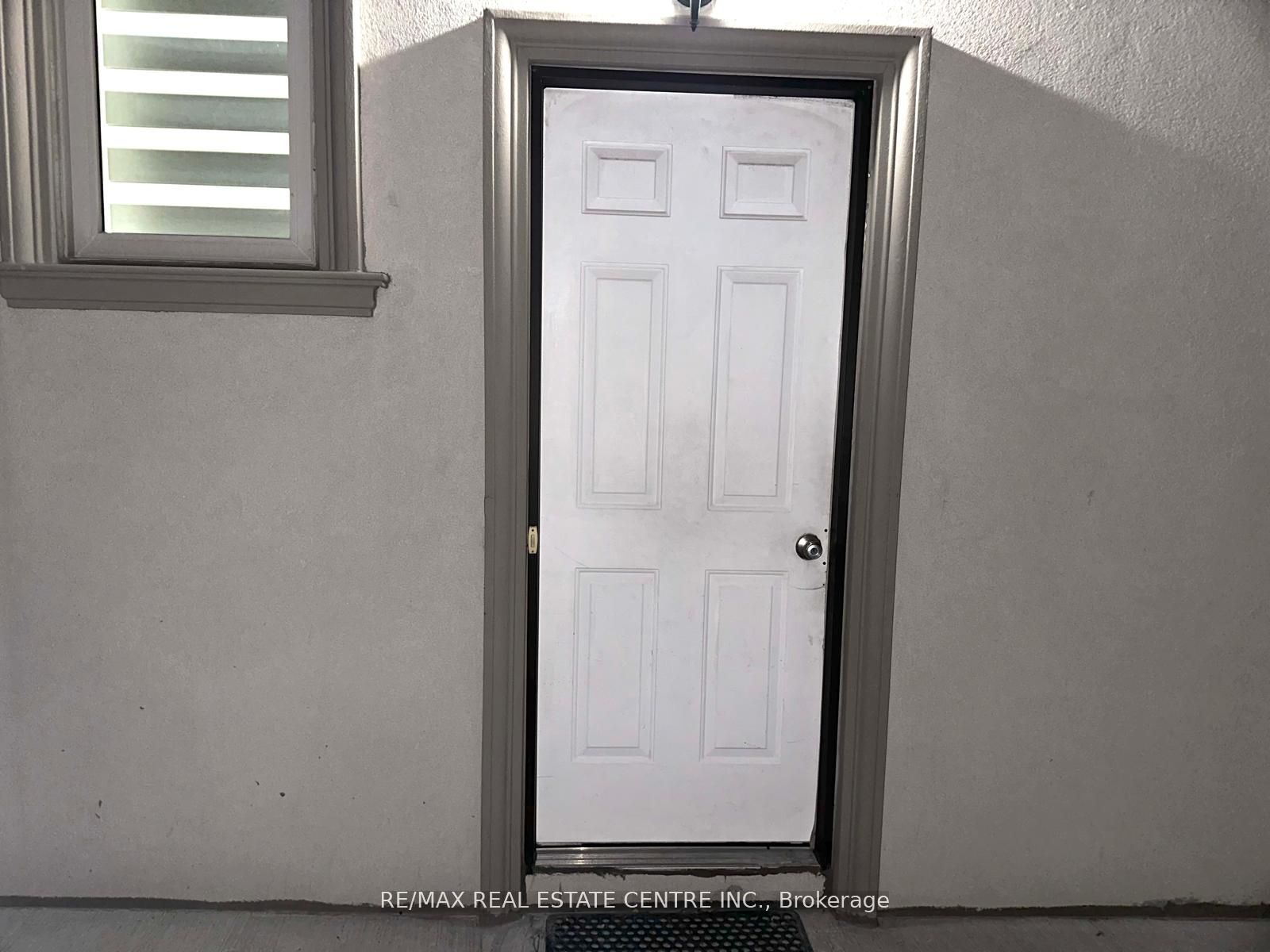 110 Allenby Avenue Property Photo 34