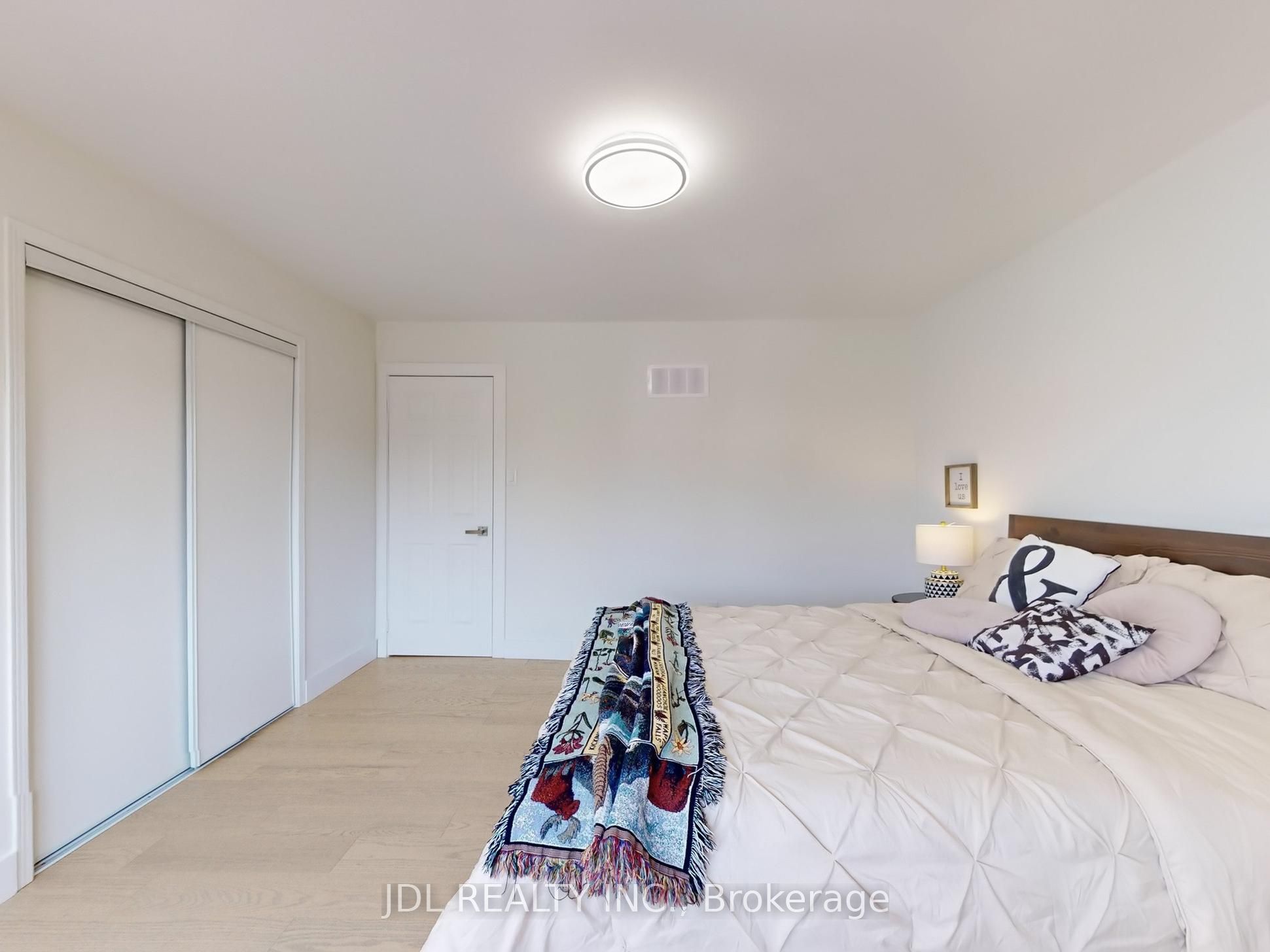1043 Freeman Trail Property Photo 30