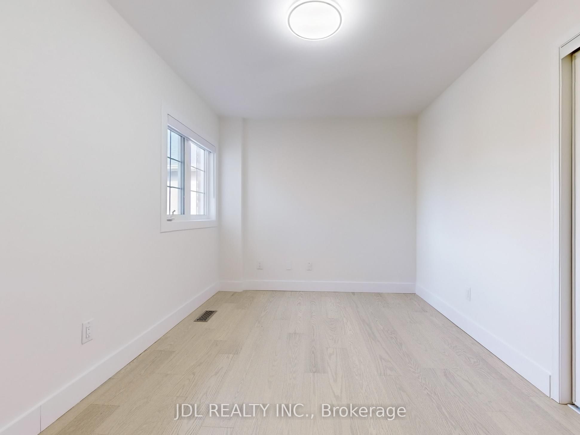 1043 Freeman Trail Property Photo 39