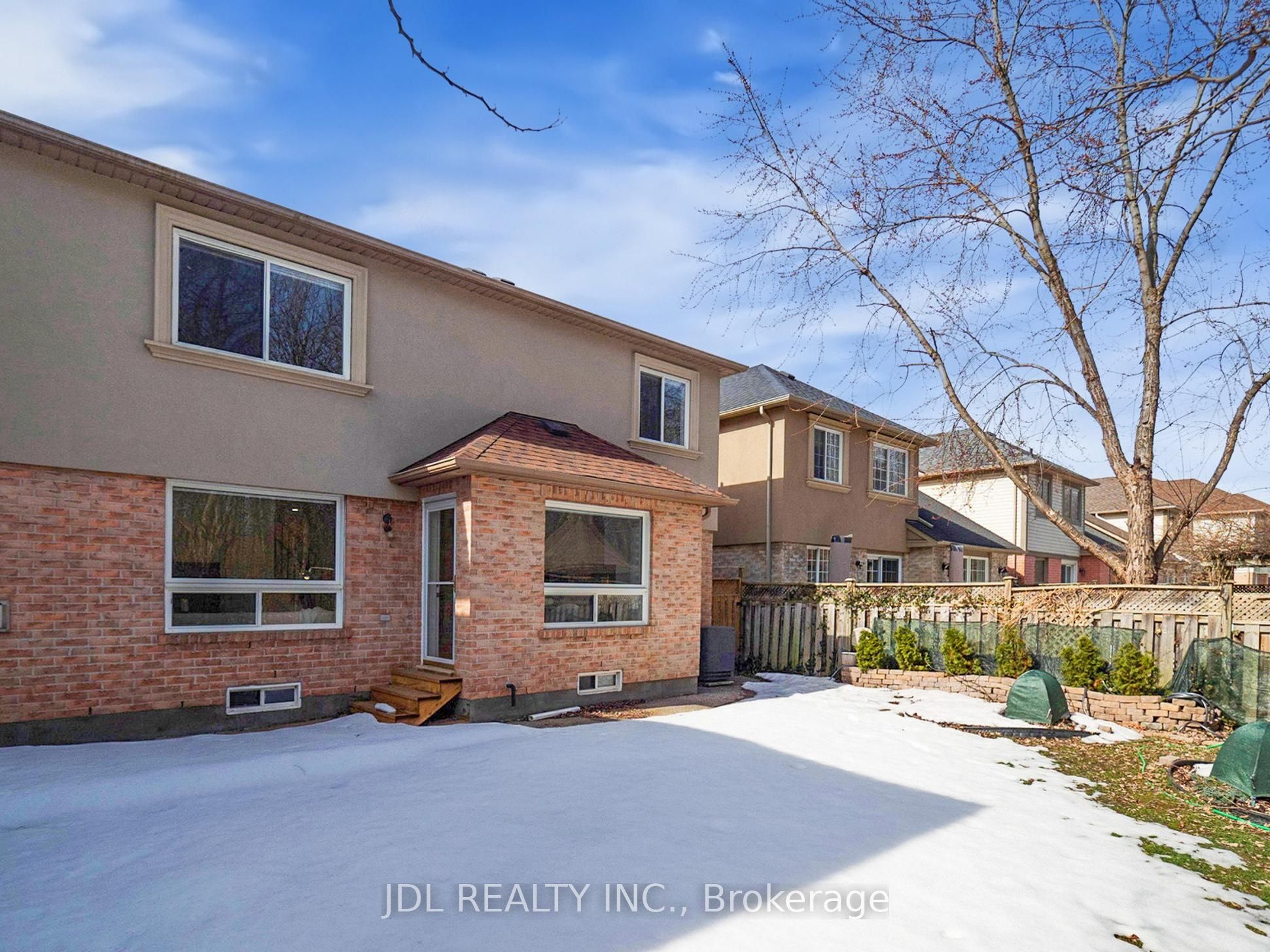 1043 Freeman Trail Property Photo 48