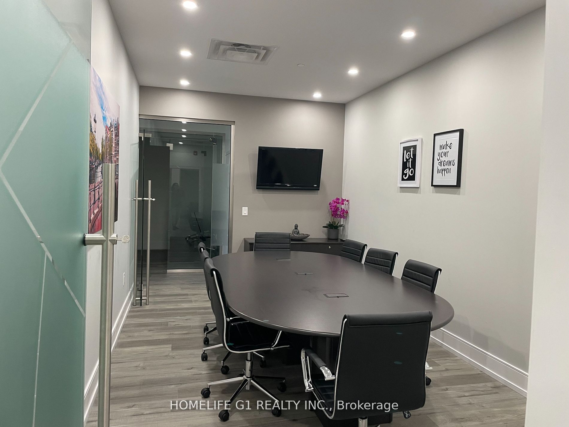 #215-216 - 9300 Goreway Drive Property Photo 8