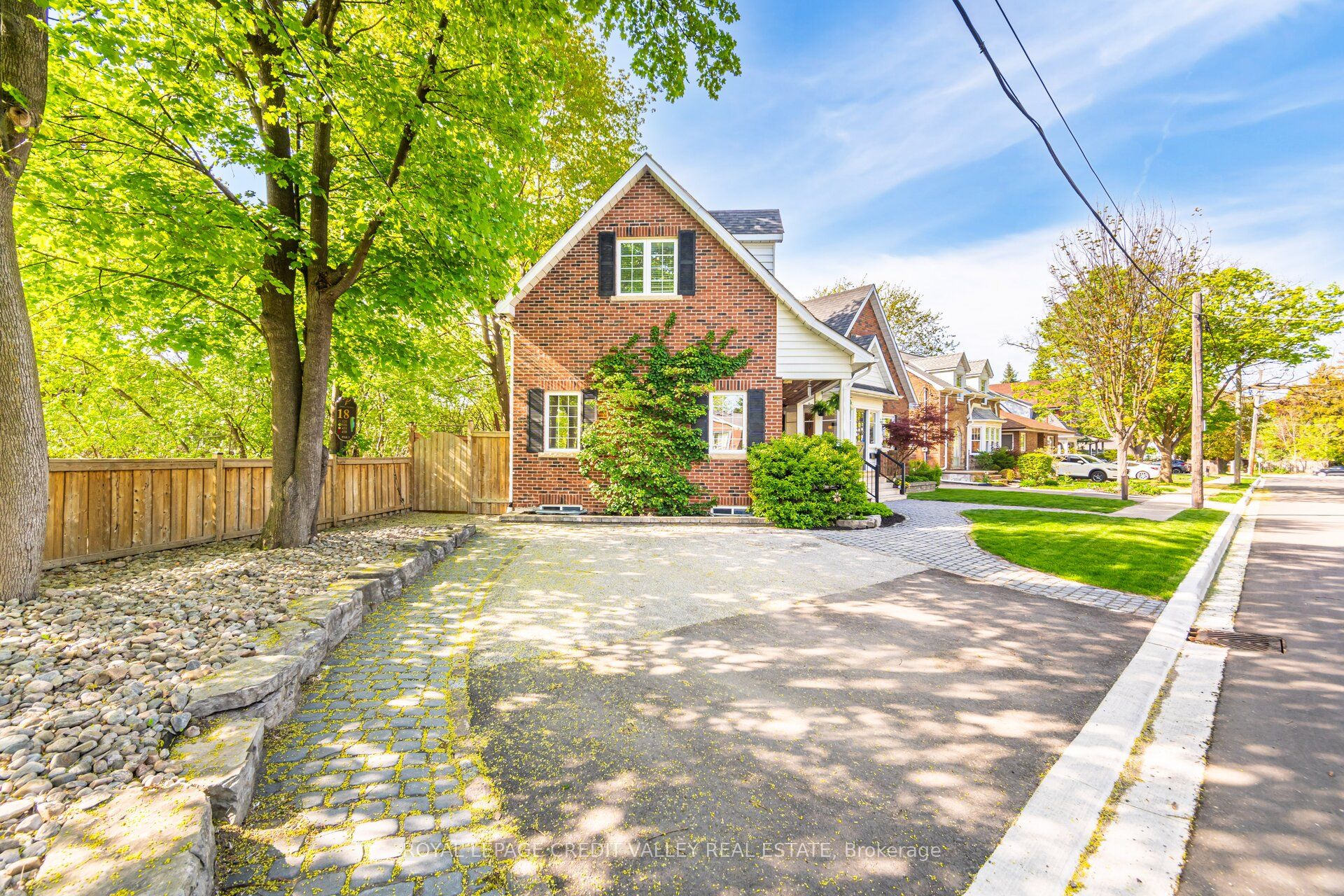 20 Fleming Avenue Property Photo 4