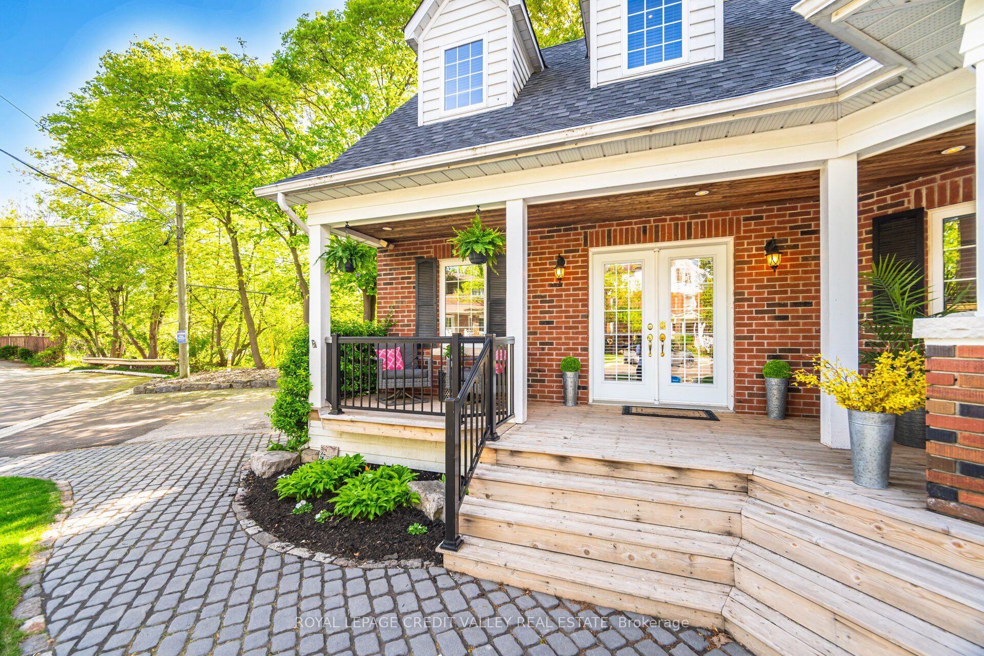 20 Fleming Avenue Property Photo 8