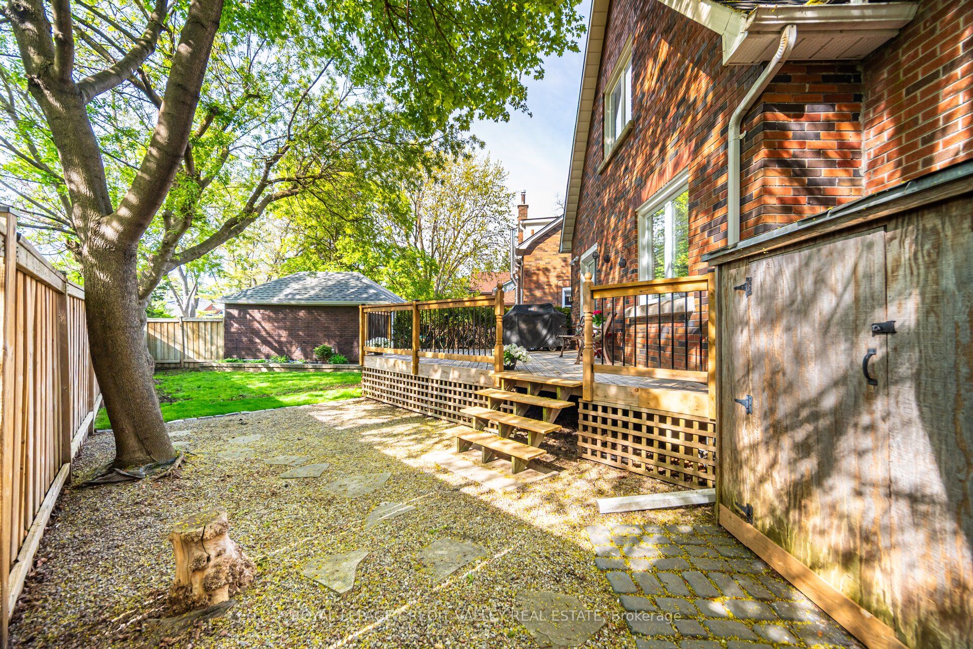 20 Fleming Avenue Property Photo 46