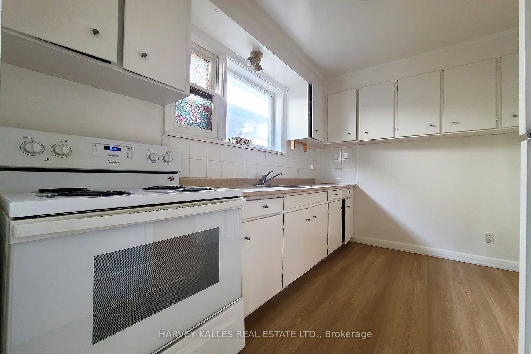 103 & 105 Gilmour Avenue Property Photo 10