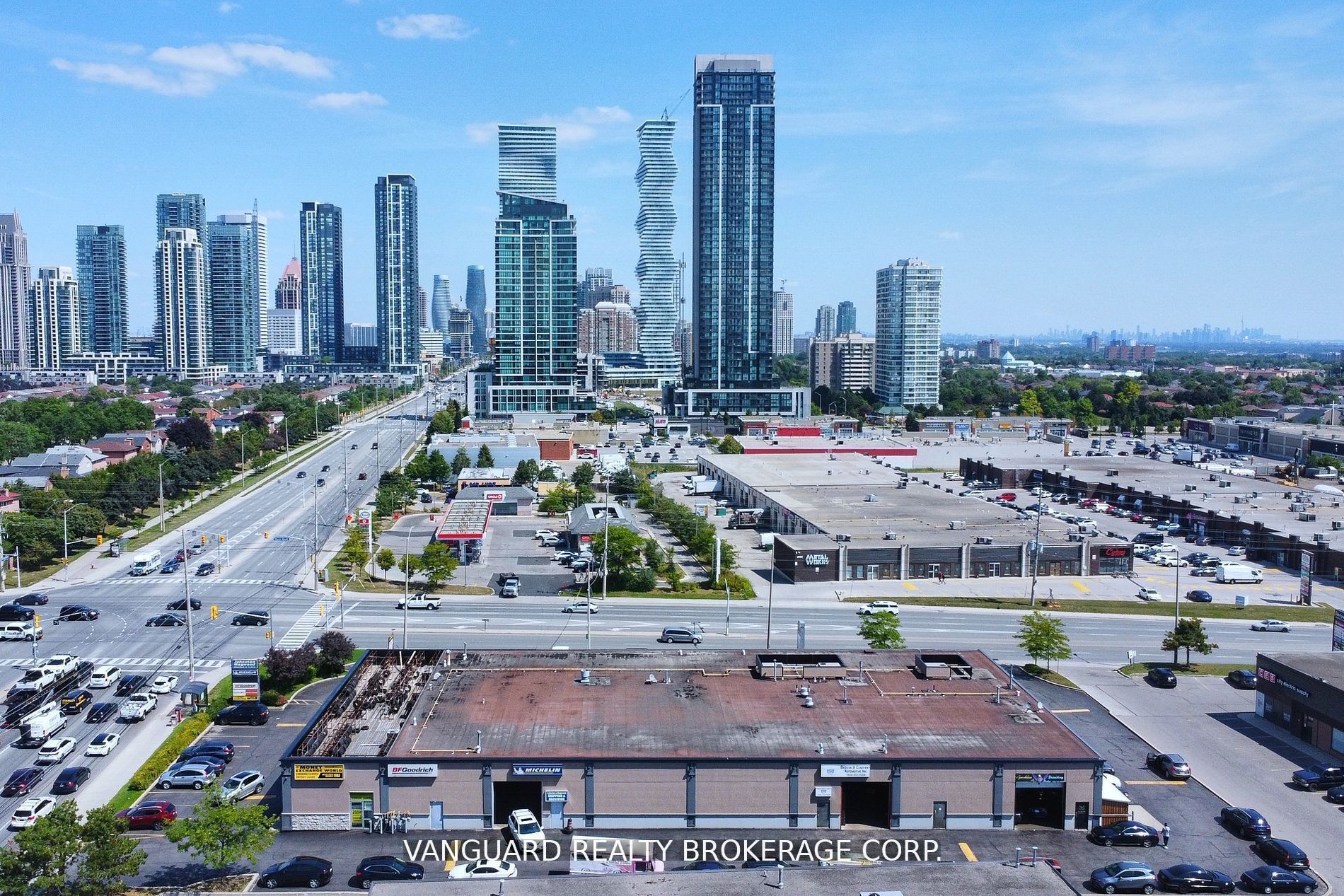 #2 - 700 Burnhamthorpe Road Property Photo 1