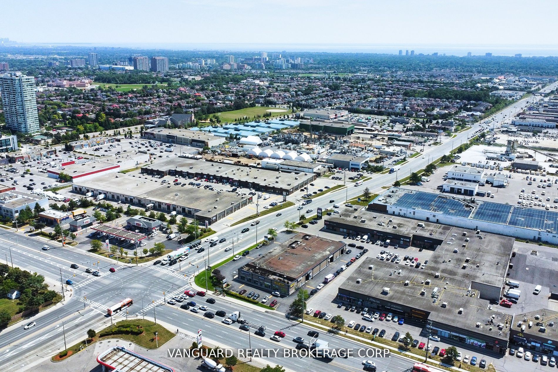 #2 - 700 Burnhamthorpe Road Property Photo 3
