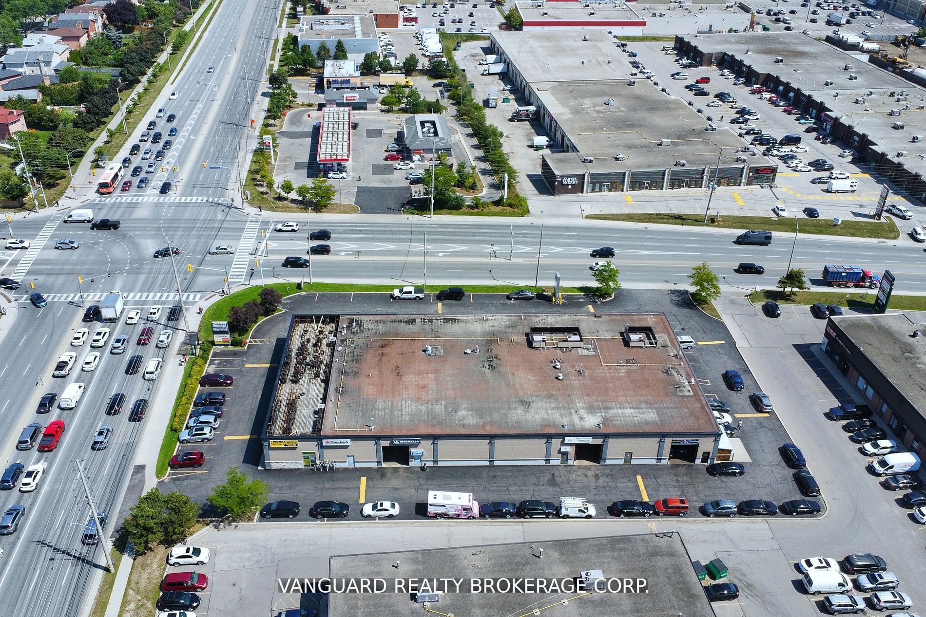 #2 - 700 Burnhamthorpe Road Property Photo 12