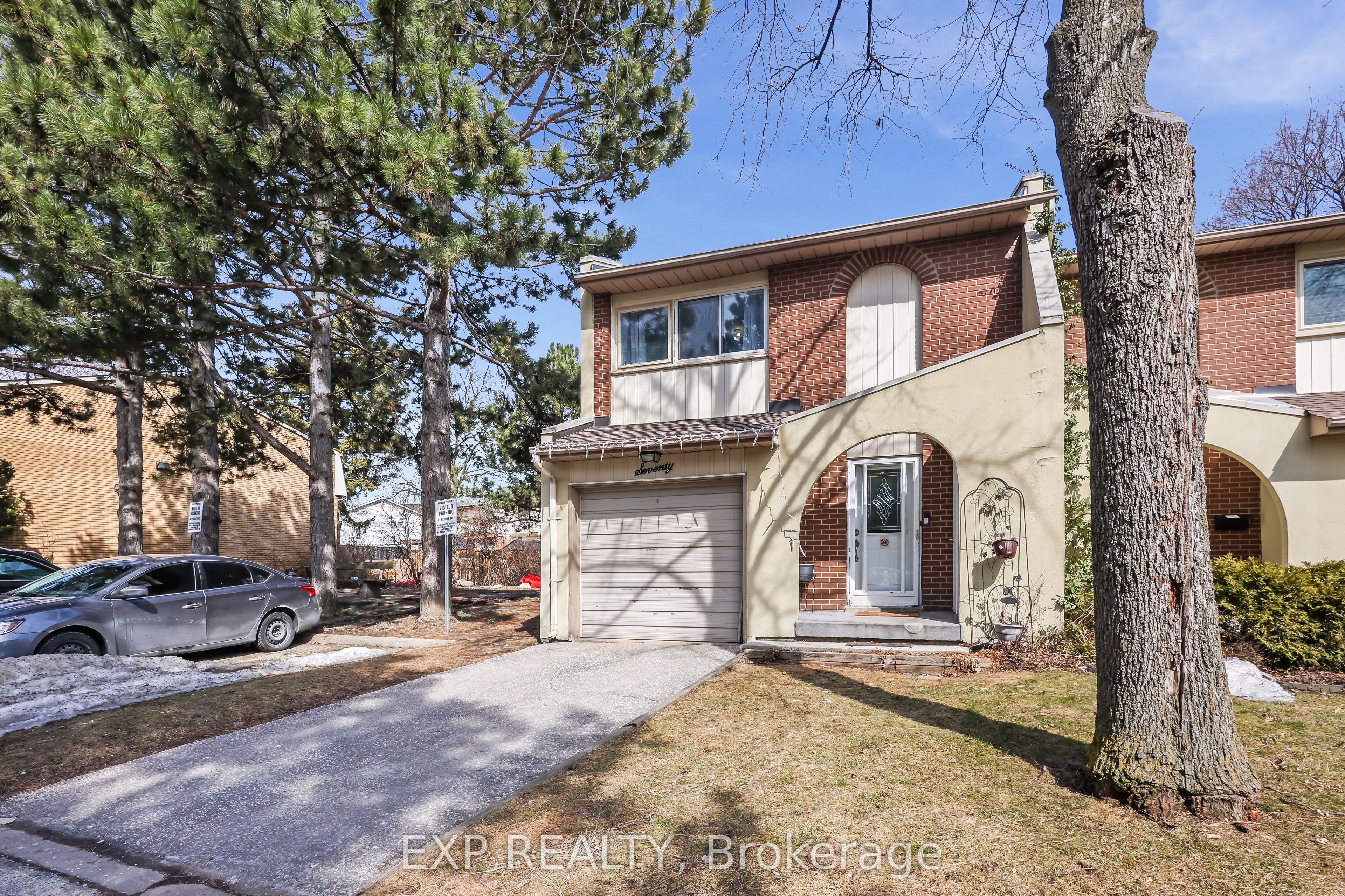 #70 - 1180 Mississ Vly Boulevard Property Photo 1