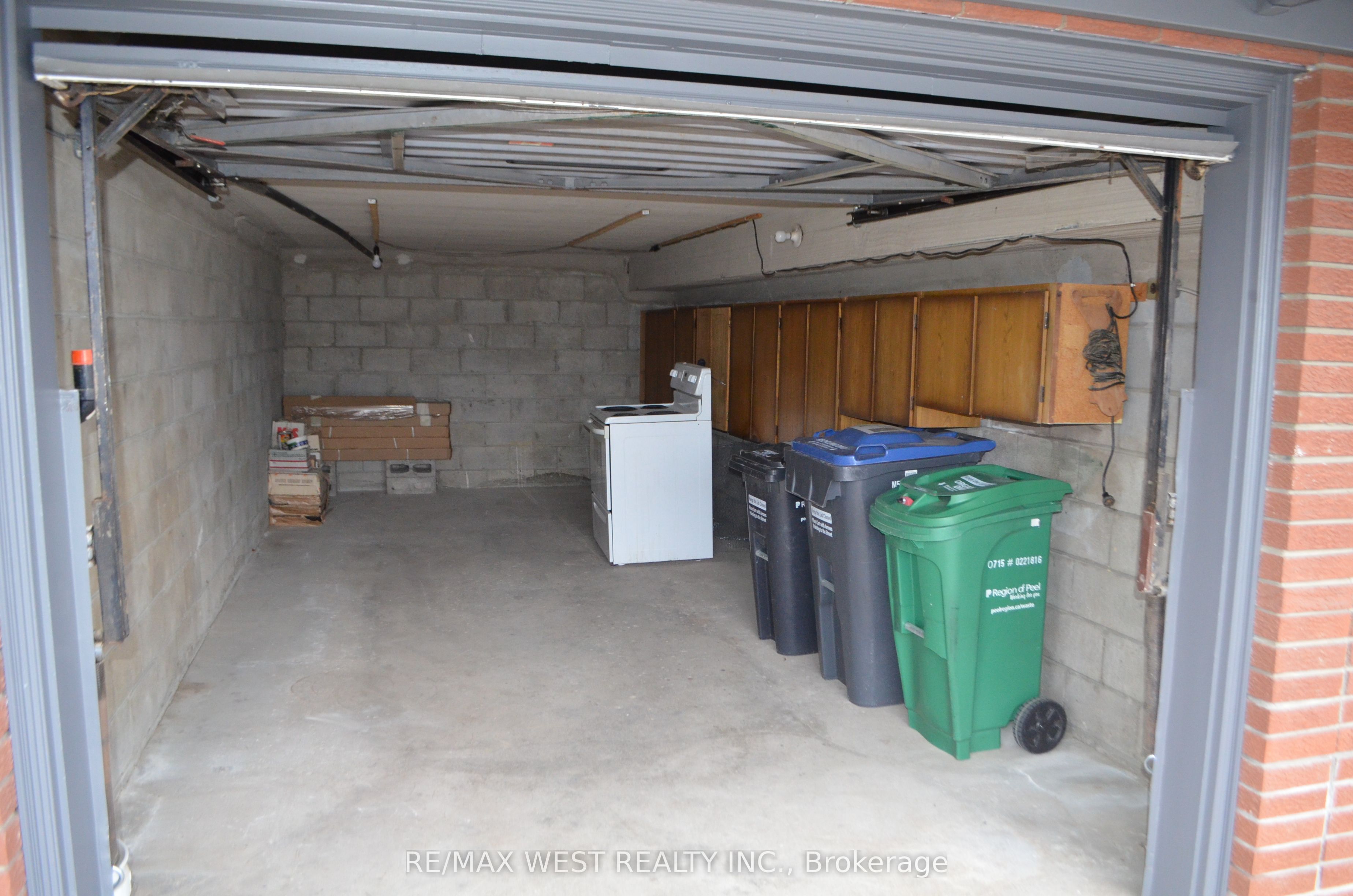 #upper - 769 Greenore Road Property Photo 15