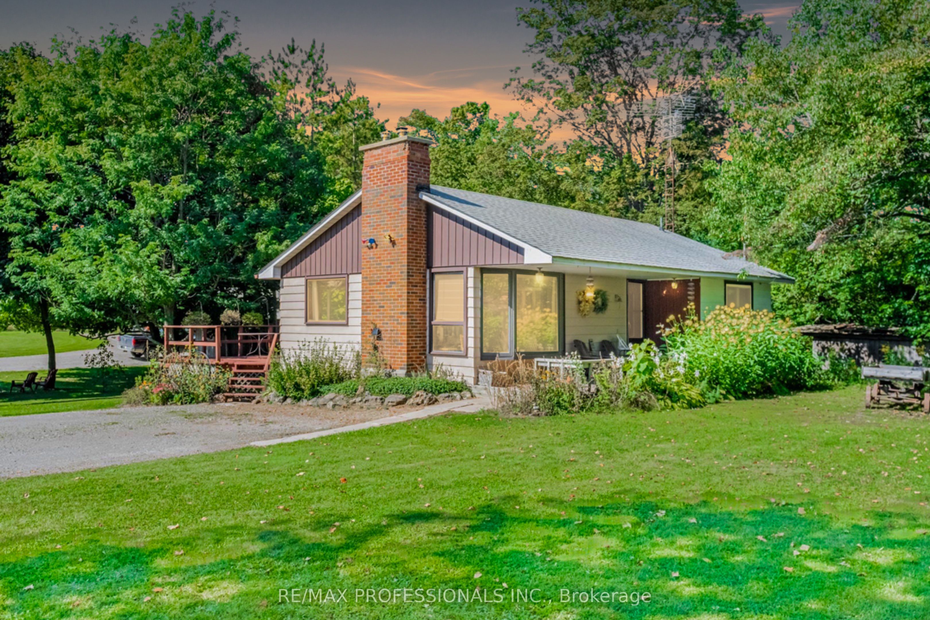 13958 Trafalgar Road Property Photo