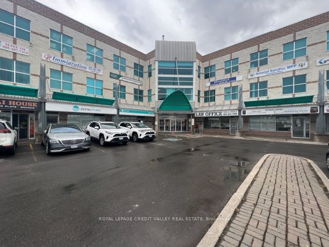 #305 - 10 Gillingham Drive Property Photo 1