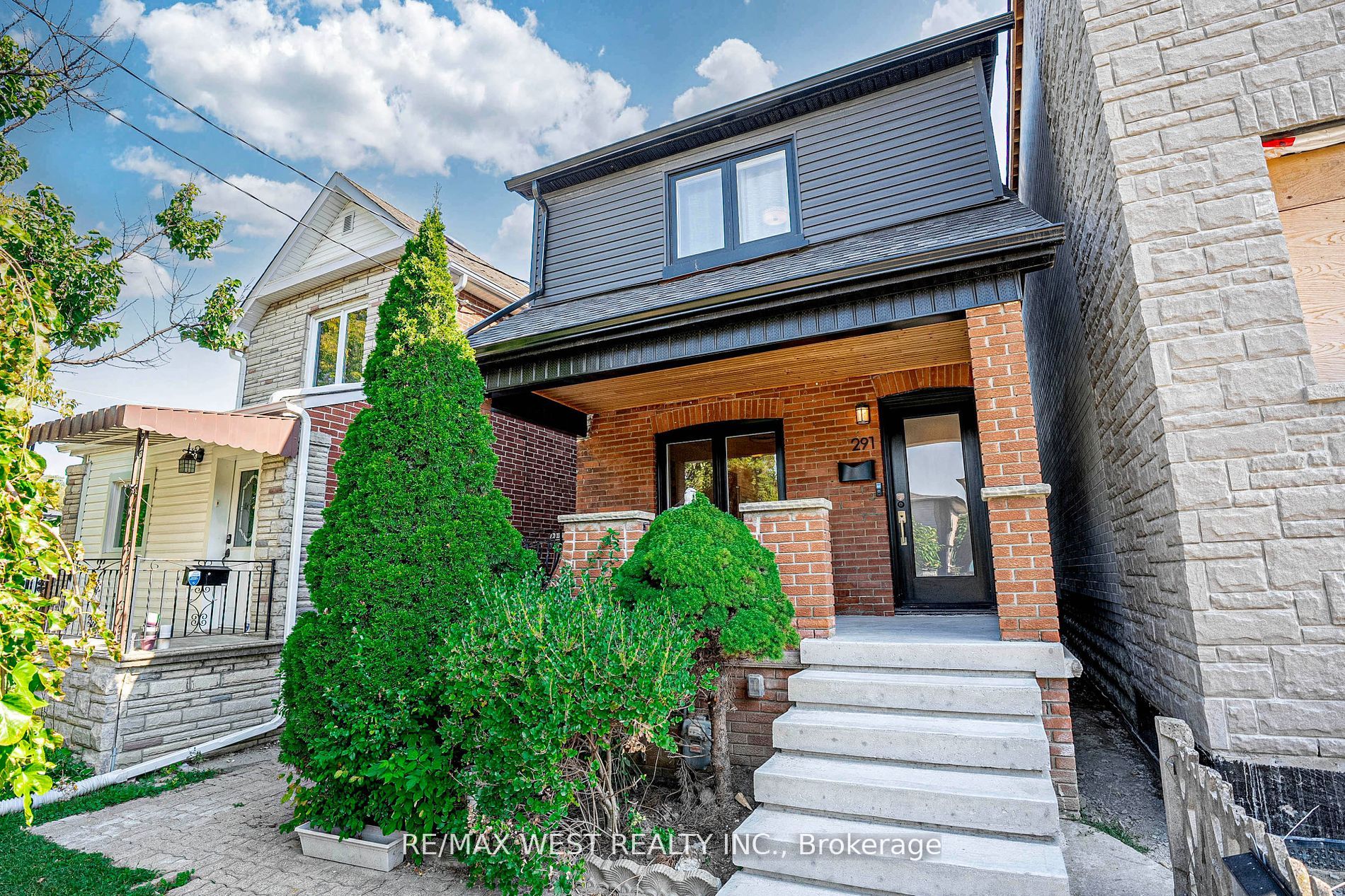 291 Mcroberts Avenue Property Photo
