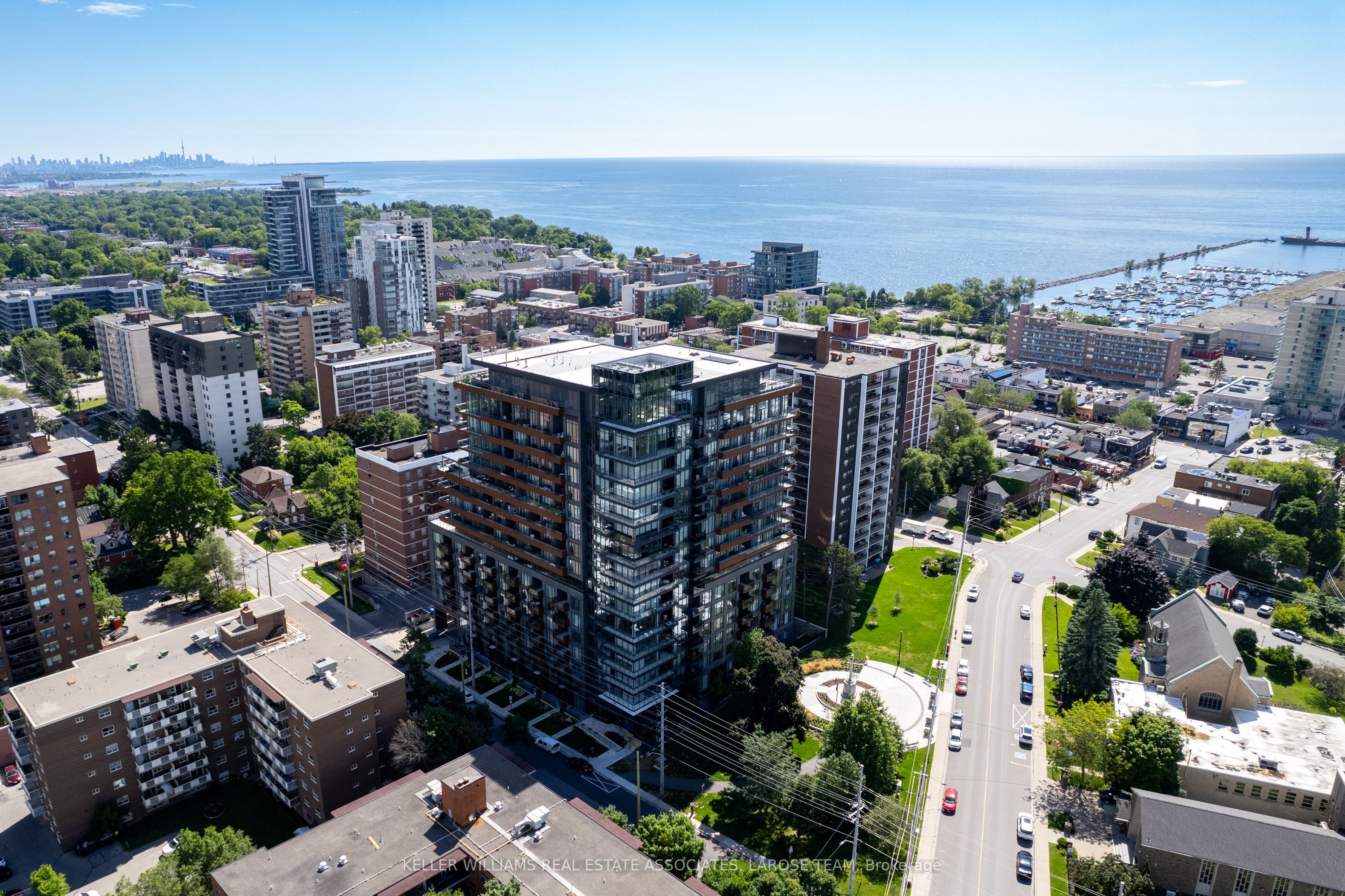 #603 - 21 Park Street Property Photo